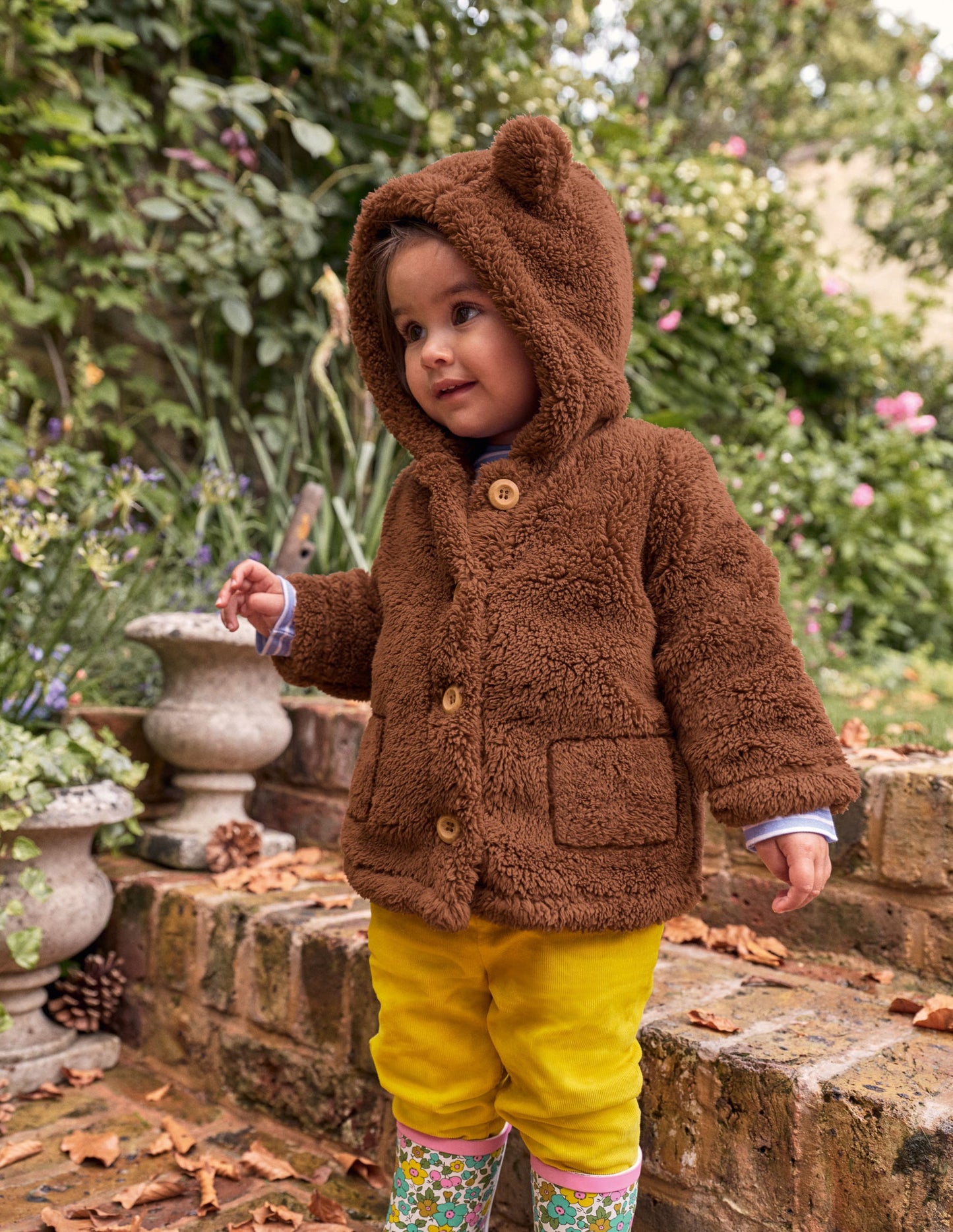 Borg Button-Up Jacket-Terrier Brown Bears