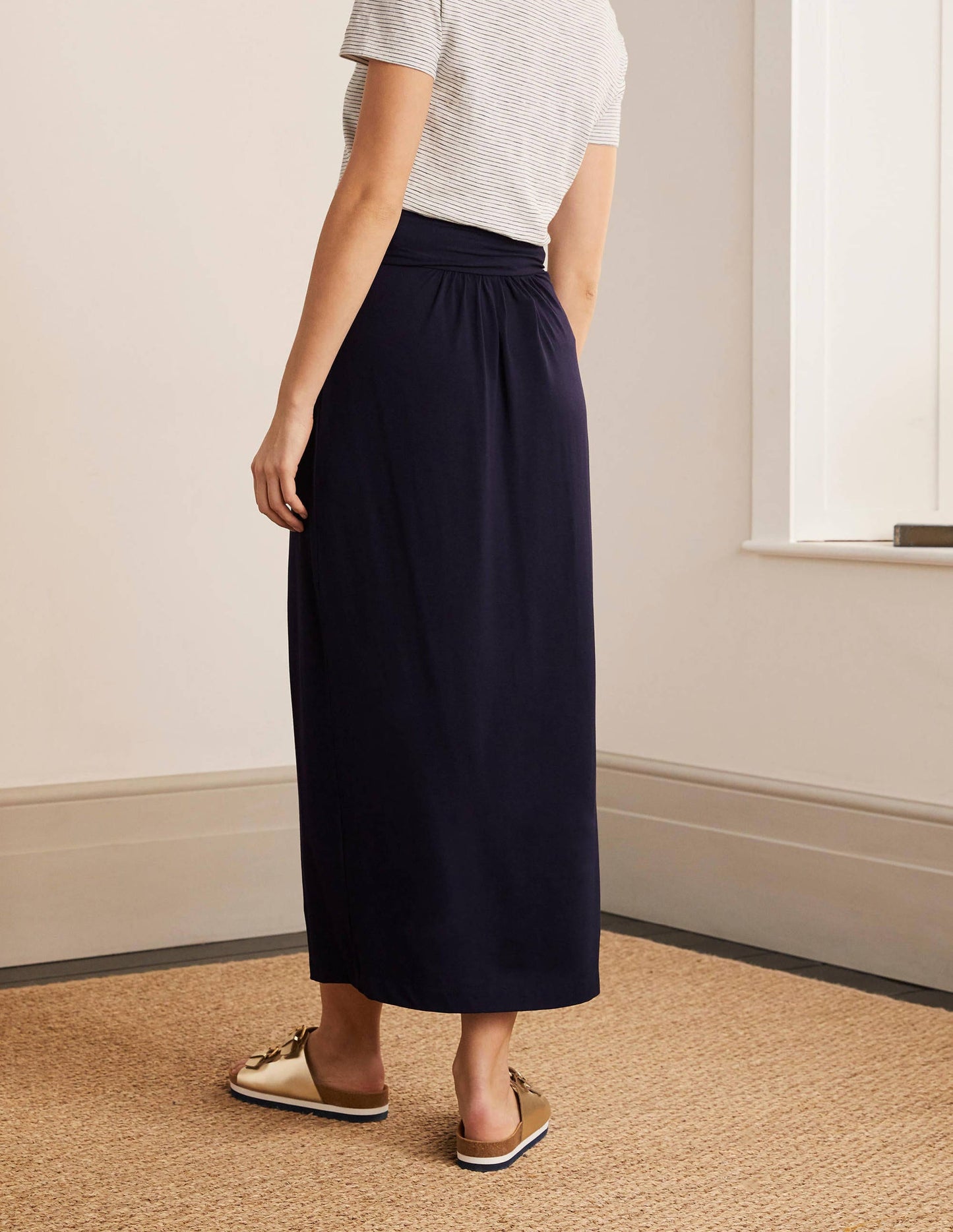 Ruched Waist Skirt-Navy