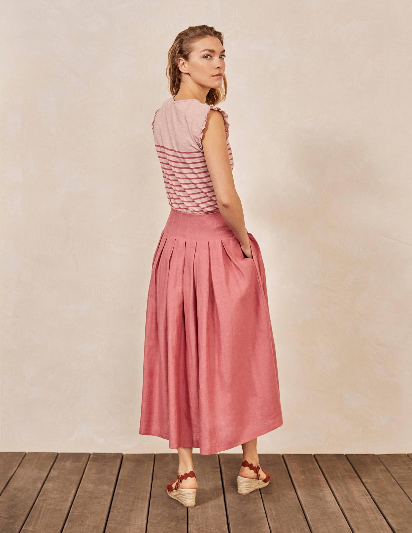 Lydia Linen Pleated Skirt-Dusty Red