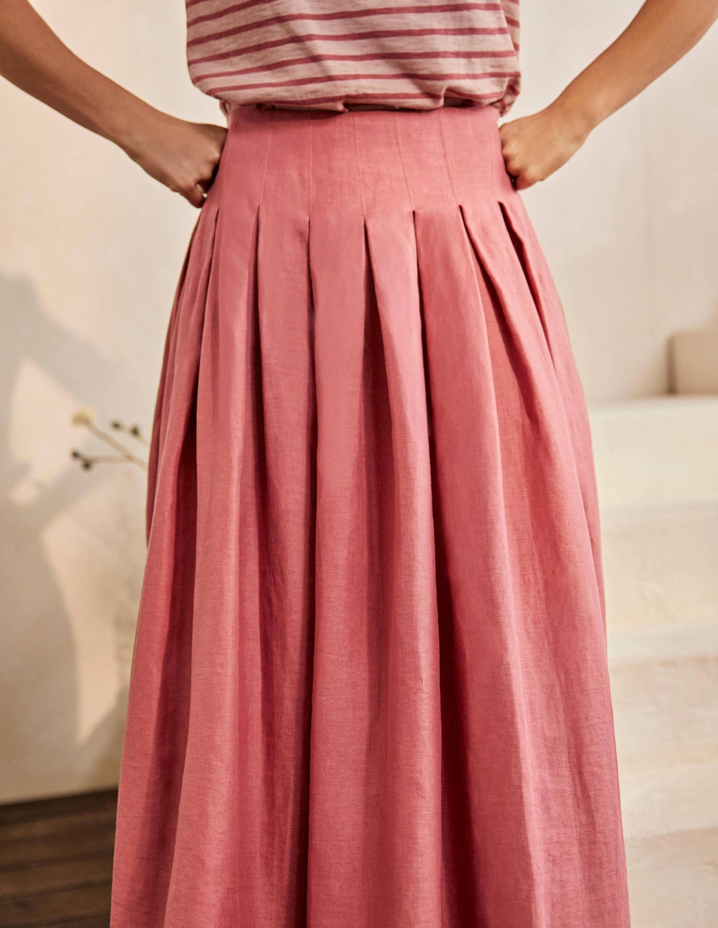 Lydia Linen Pleated Skirt-Dusty Red