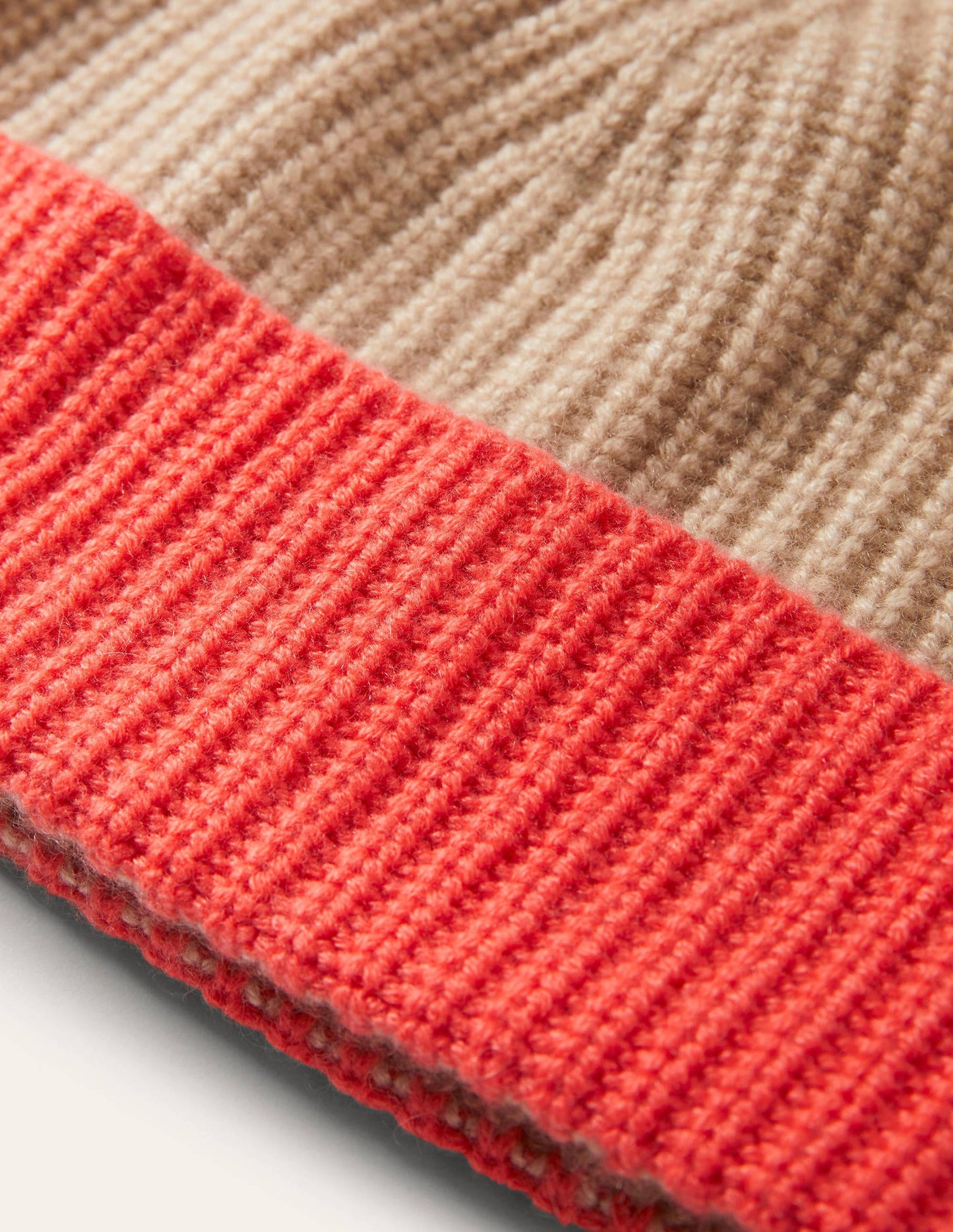 Colourblock Cashmere Hat-Chinchilla/Milkshake/Coral