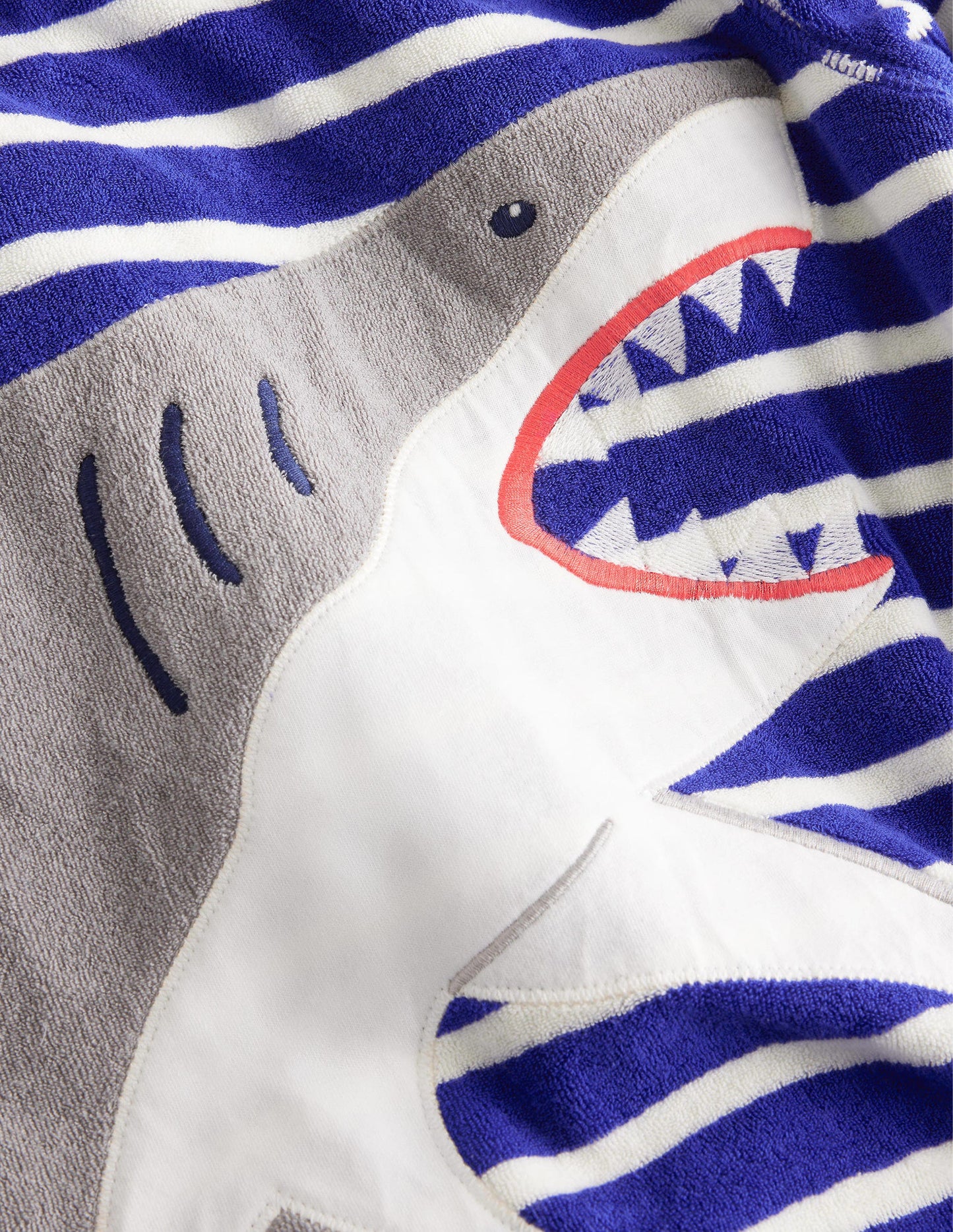 Appliqué Towelling Throw-on-Bluing Blue Shark