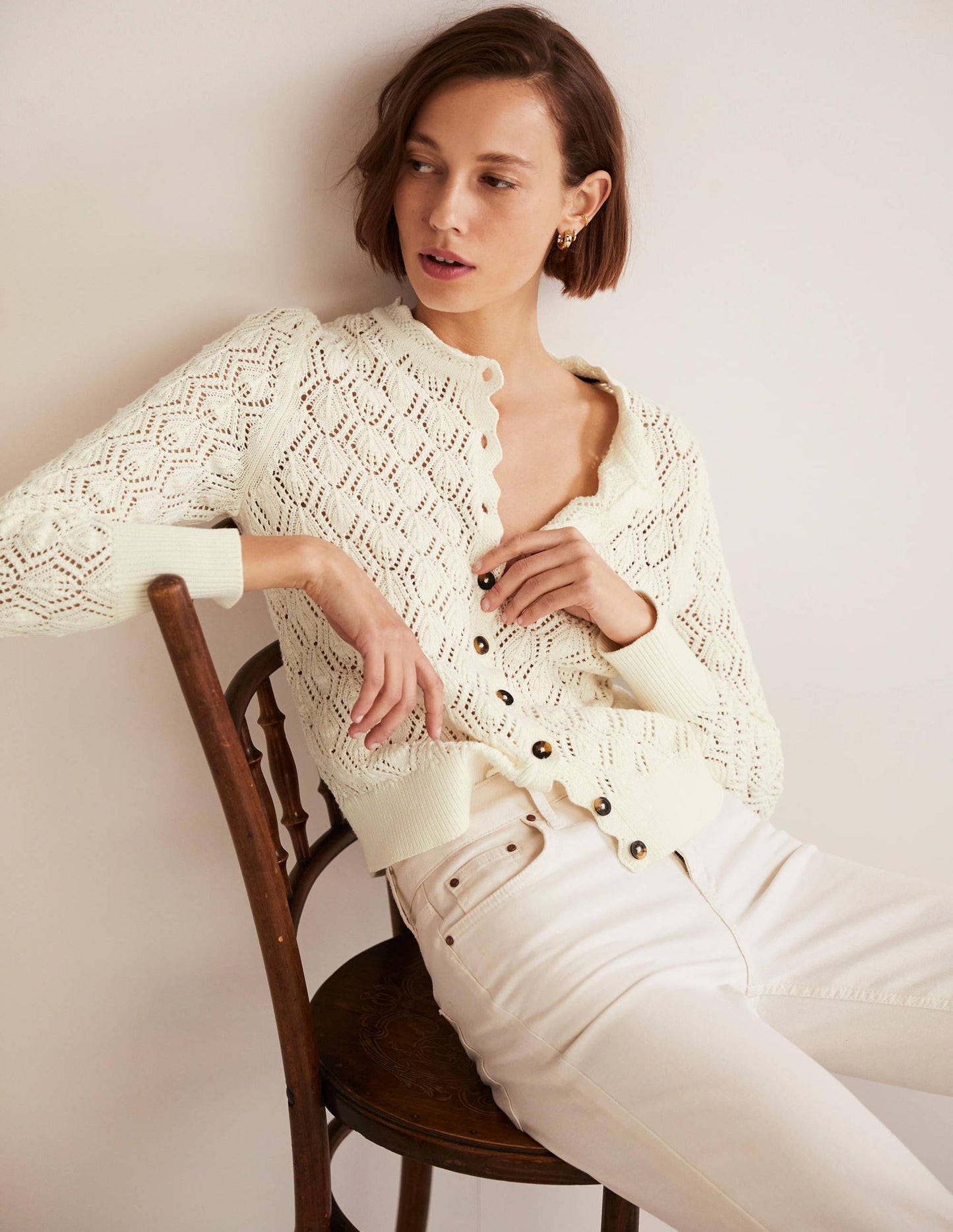 Scallop Crochet Cardigan-Ivory