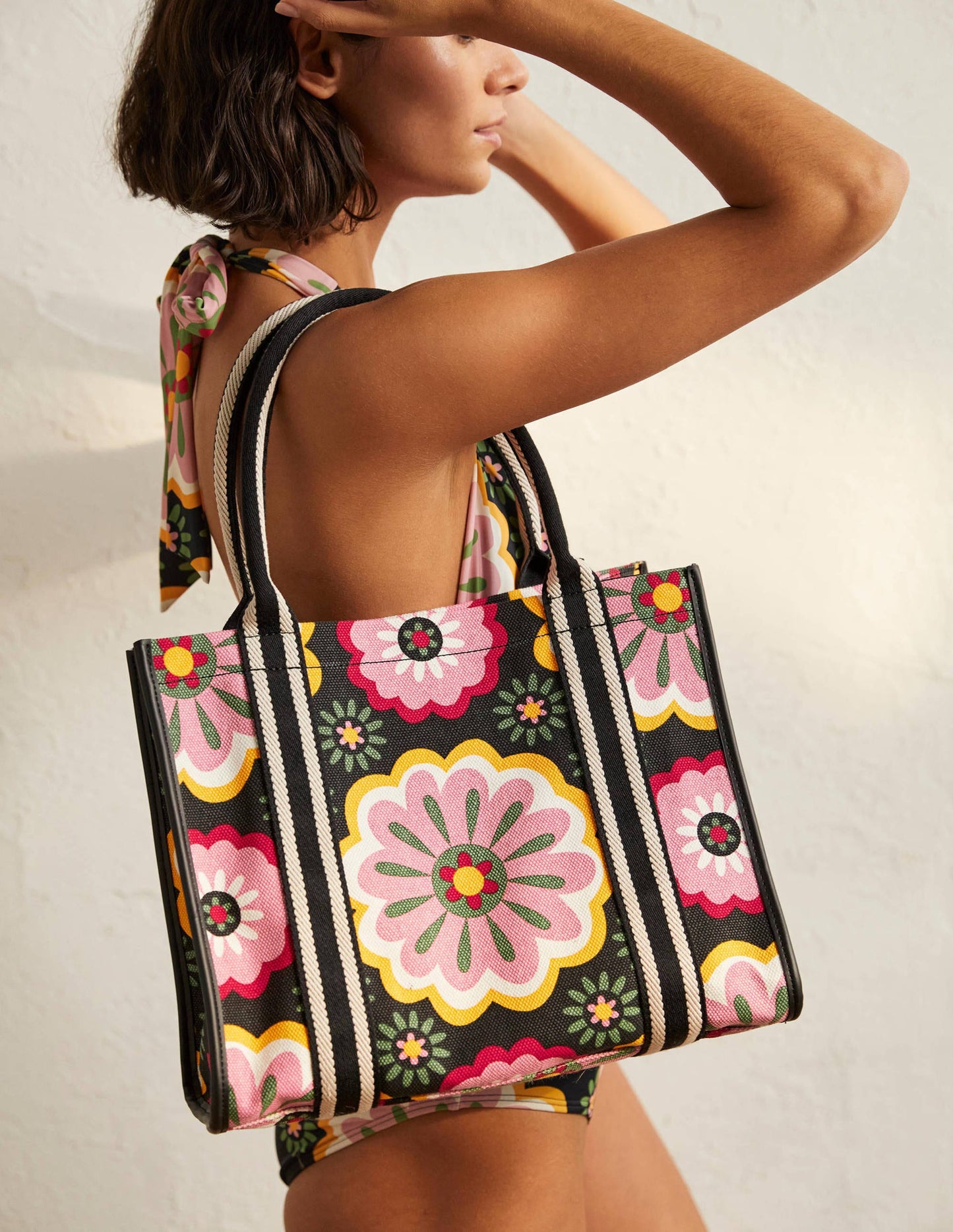 Tilda Canvas Tote Bag-Black, Opulent Daisy