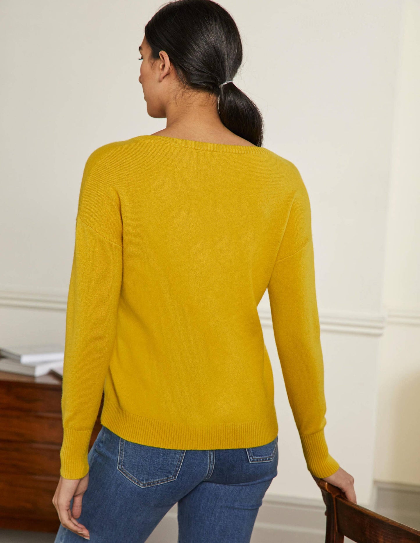 Cashmere V-neck Relaxed Jumper-Citrine Yellow