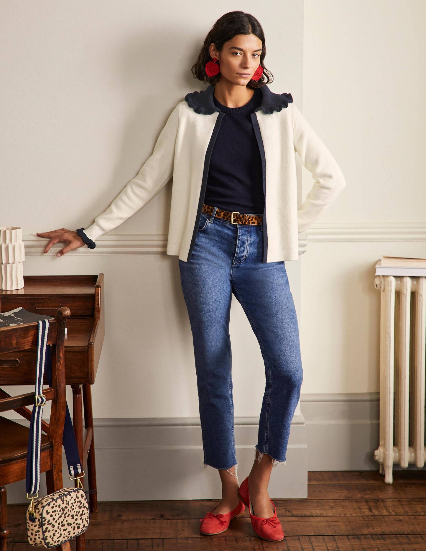 Frill Collared Cardigan-Ivory/Navy