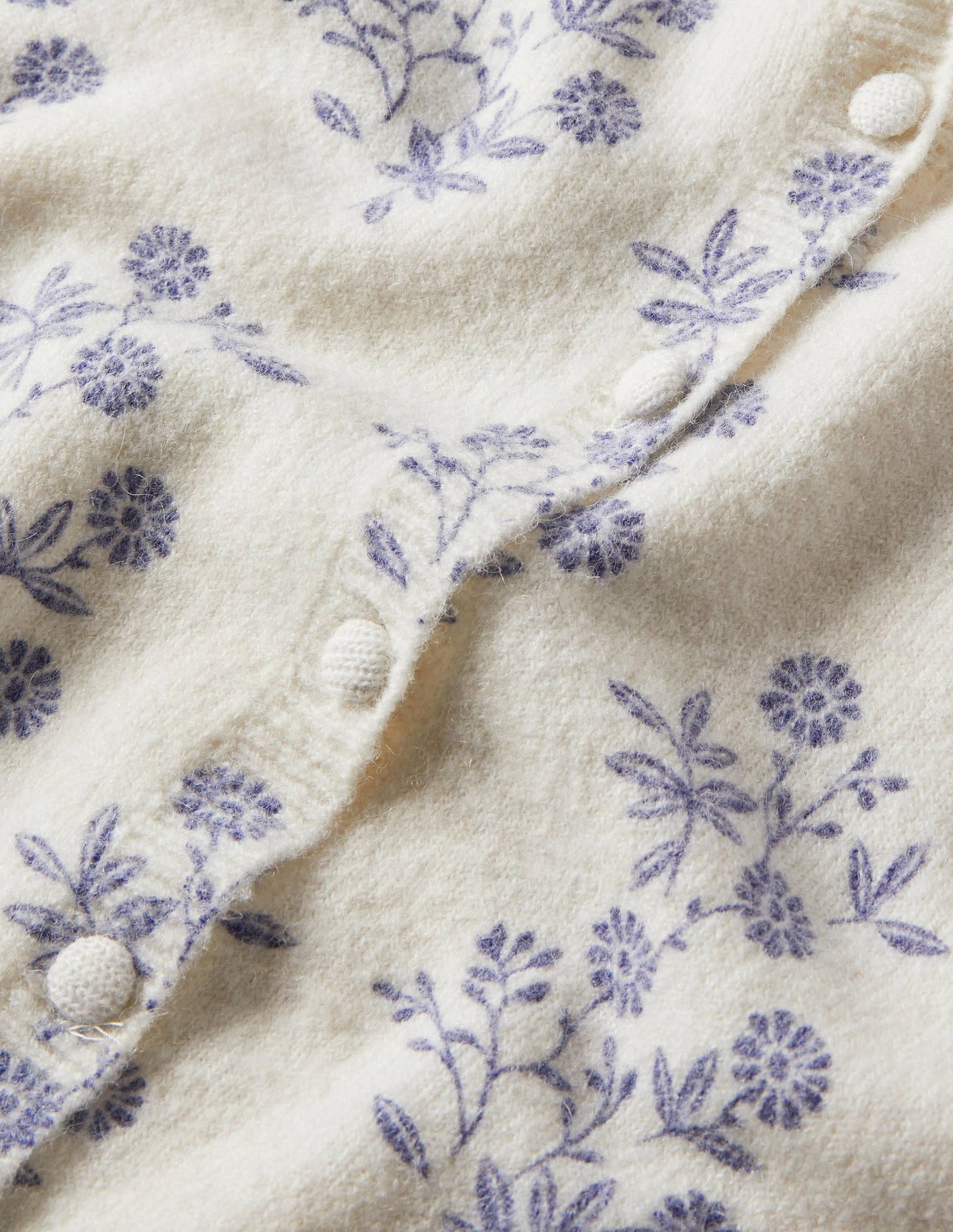 Anita Printed Fluffy Cardigan-Ivory, Leafy Cluster