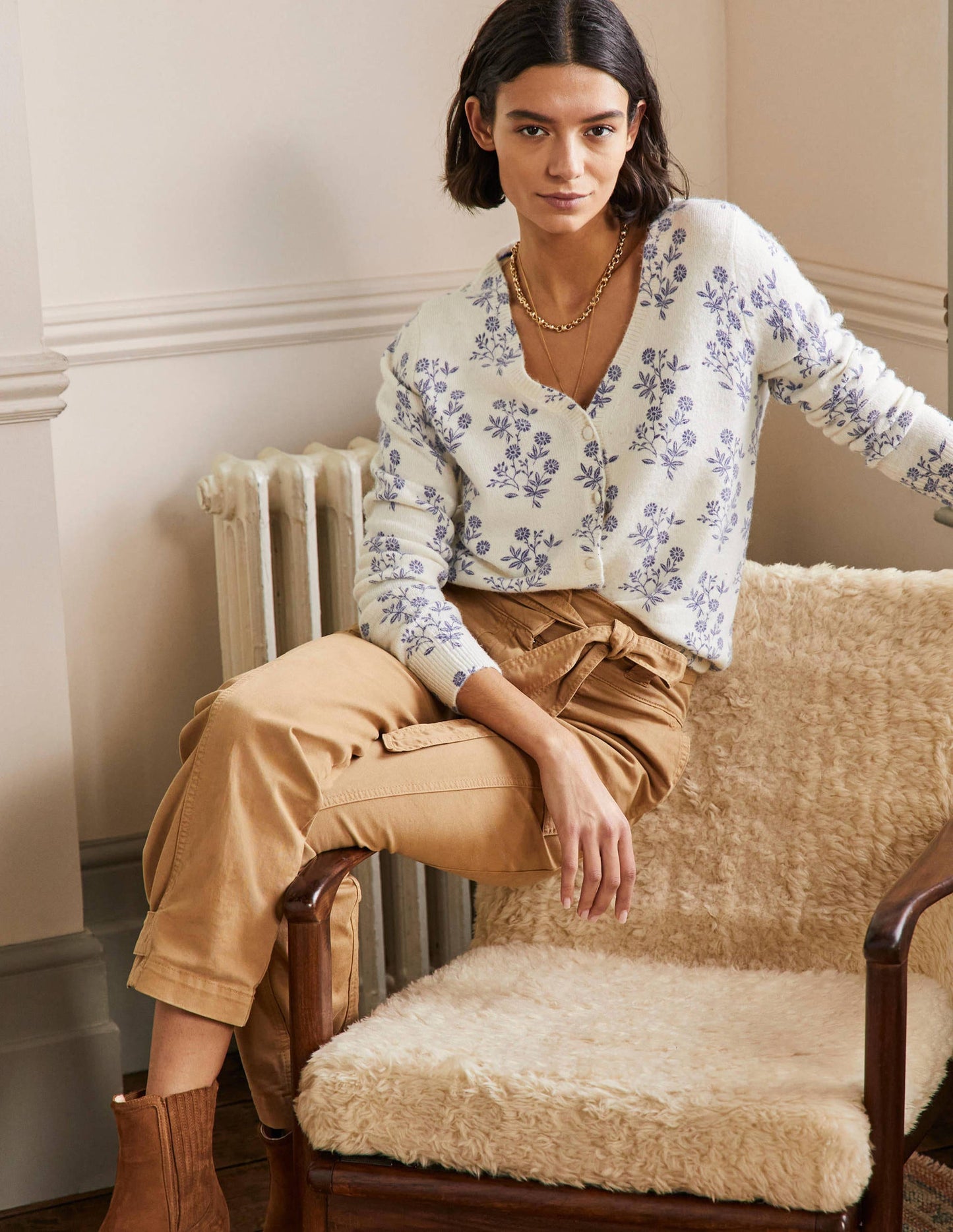 Anita Printed Fluffy Cardigan-Ivory, Leafy Cluster