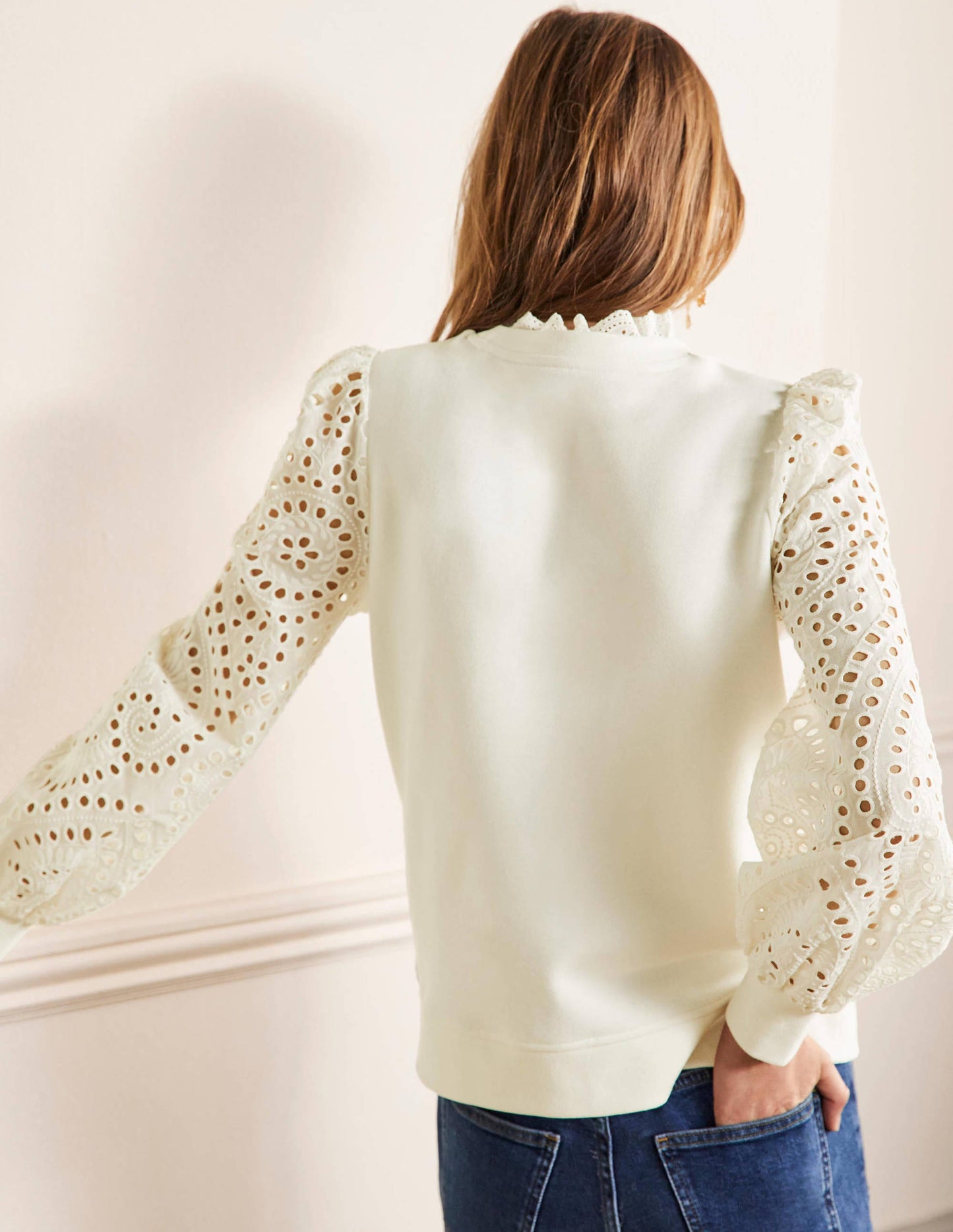 Broderie Blouson Sweatshirt-Ivory