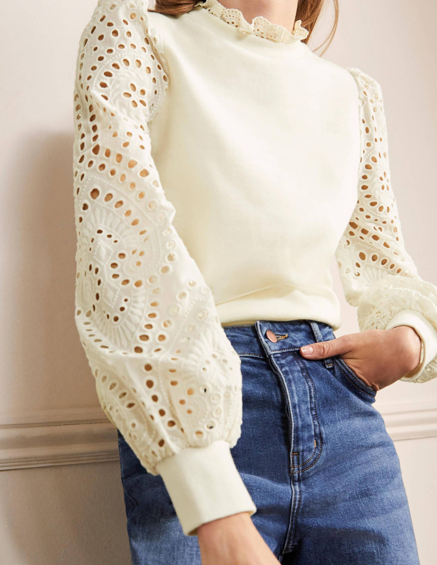 Broderie Blouson Sweatshirt-Ivory