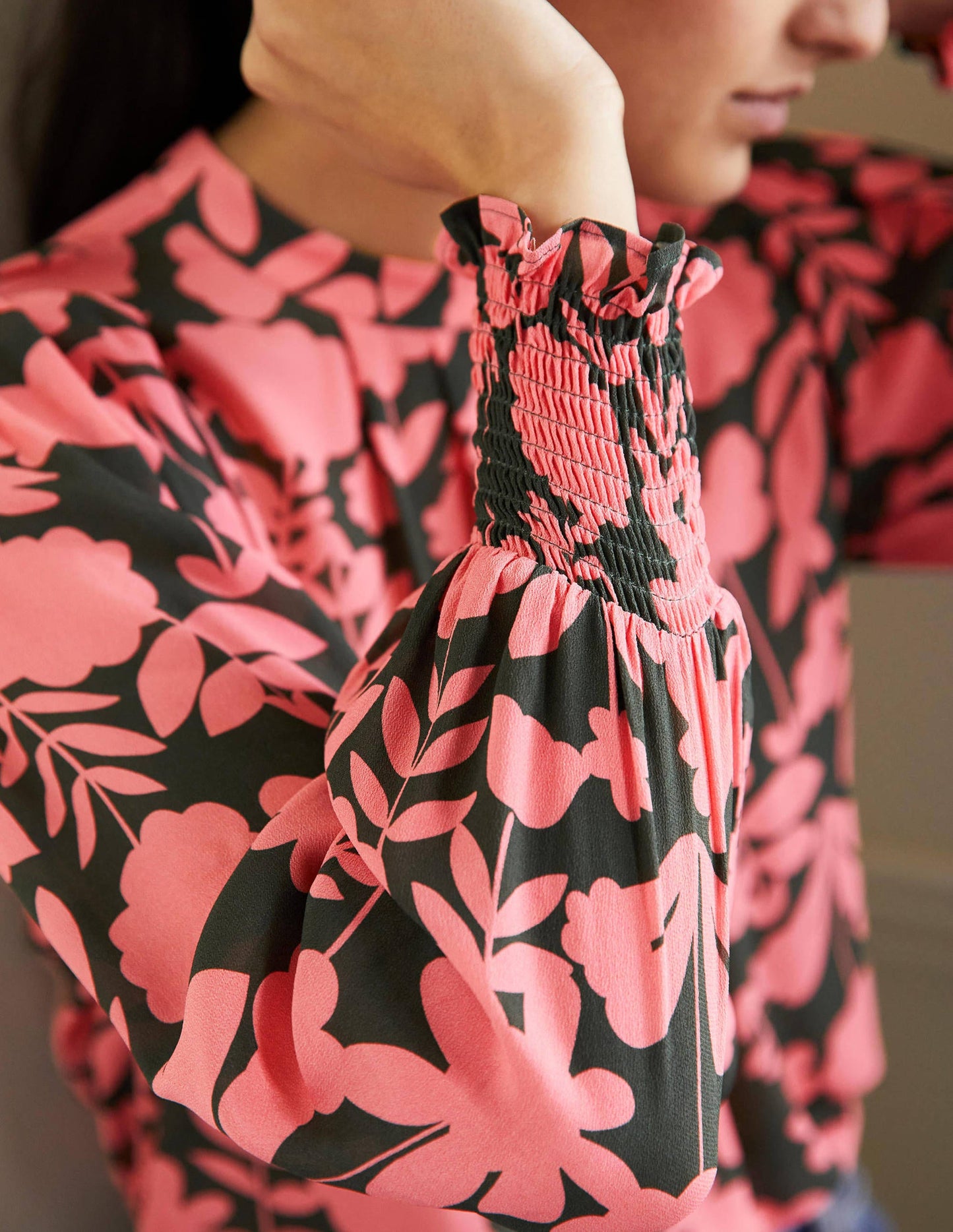 Deep Smocked Cuff Top-Marsh, Flora Bloom