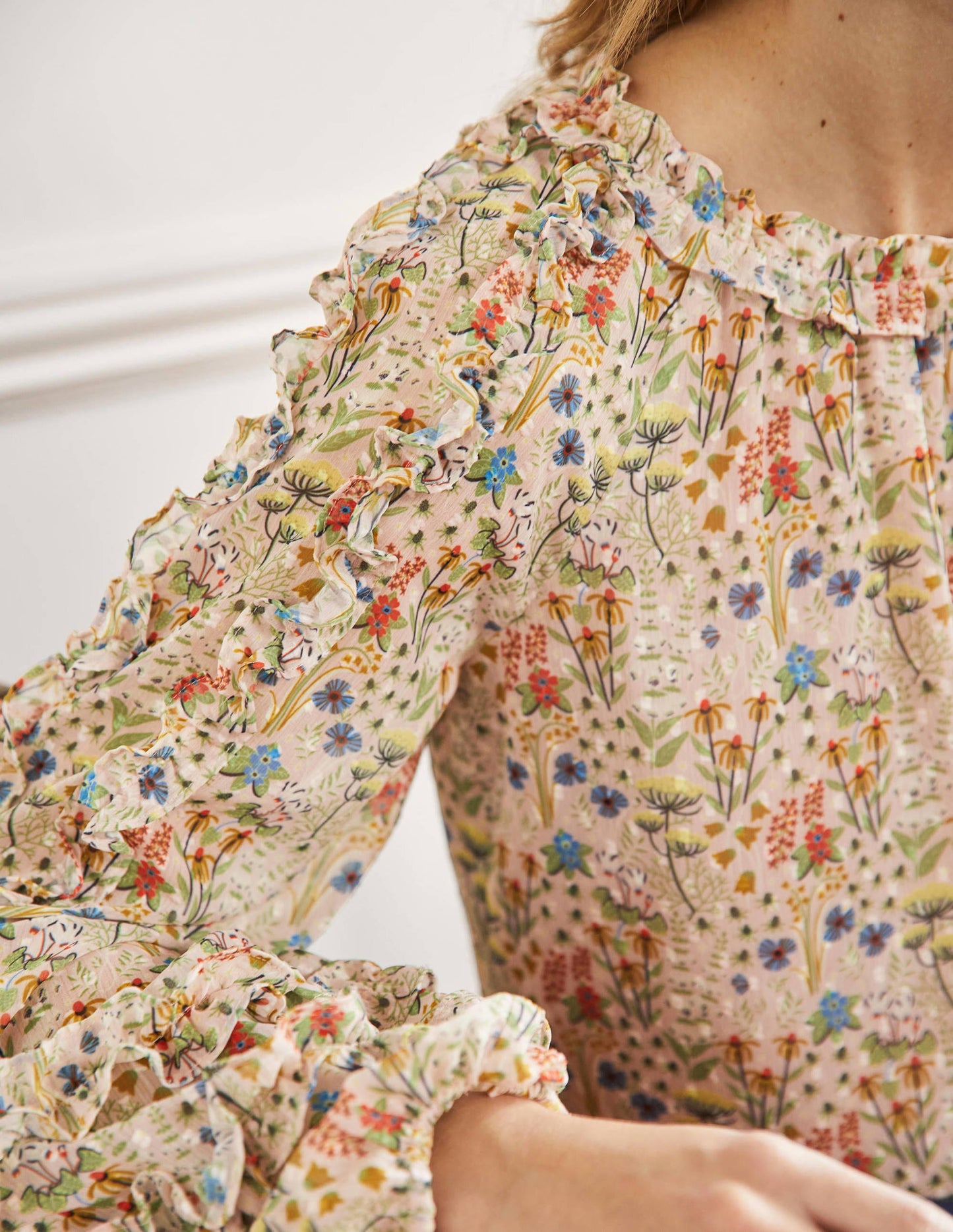 Ruffle Detail Raglan Blouse-Milkshake, Wildflower Bloom
