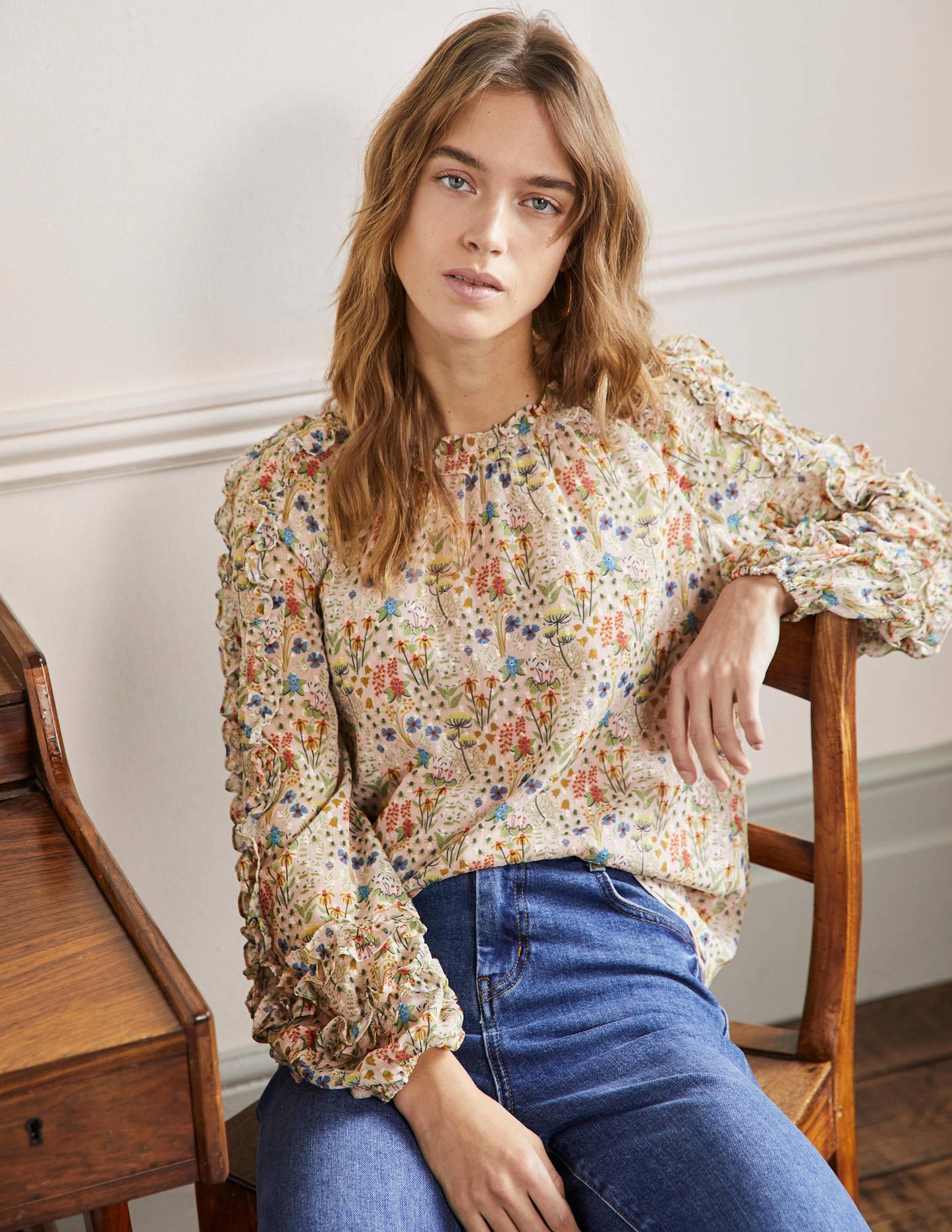 Ruffle Detail Raglan Blouse-Milkshake, Wildflower Bloom