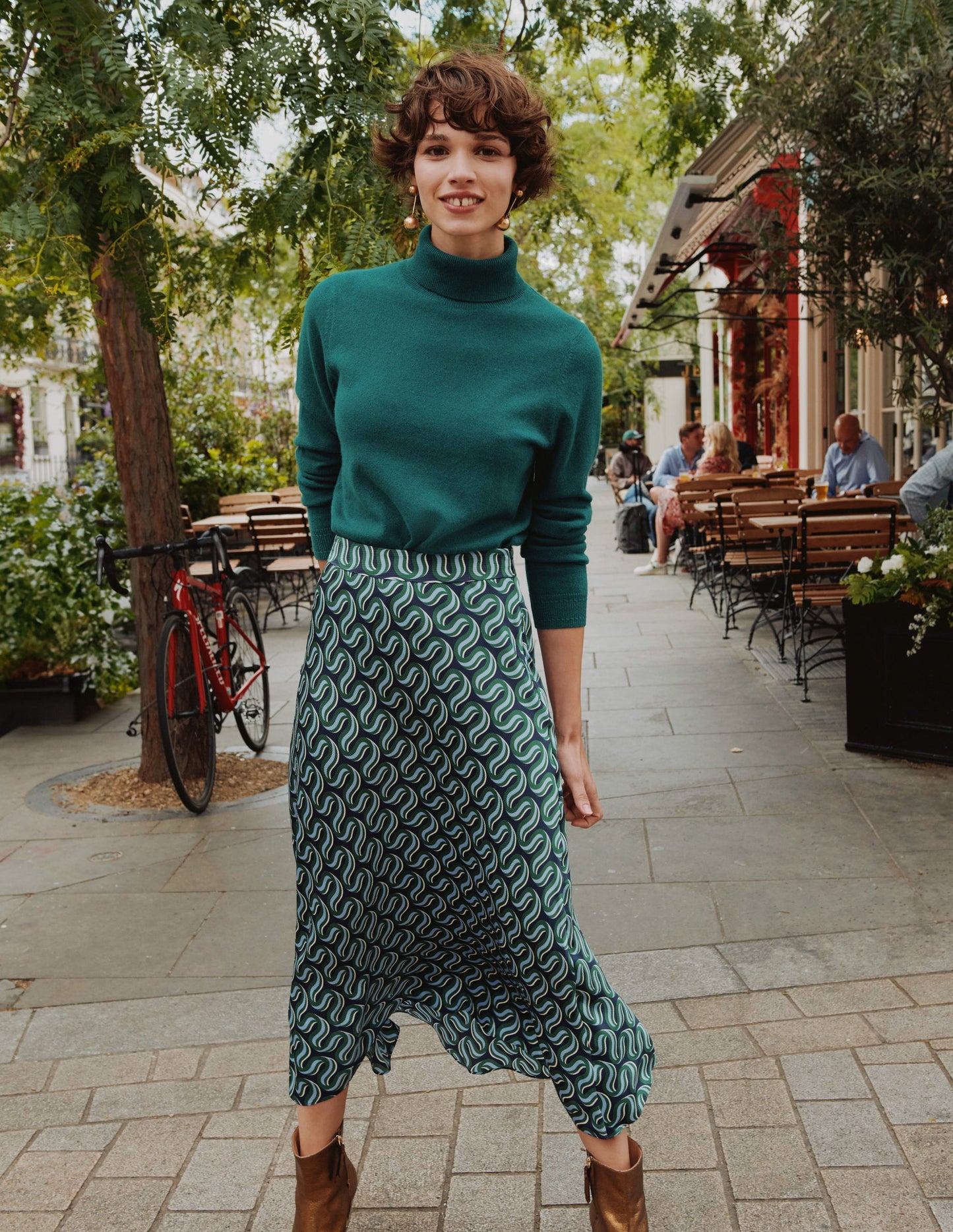 Eva Cashmere Roll-Neck Jumper-Deep Forest