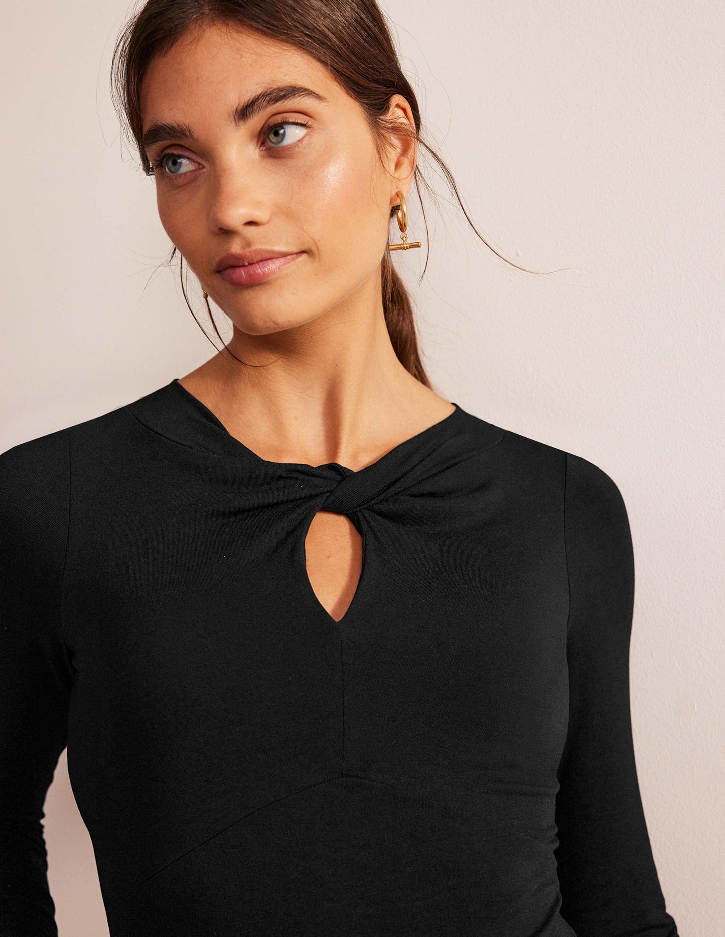 Knot Front Jersey Top-Black