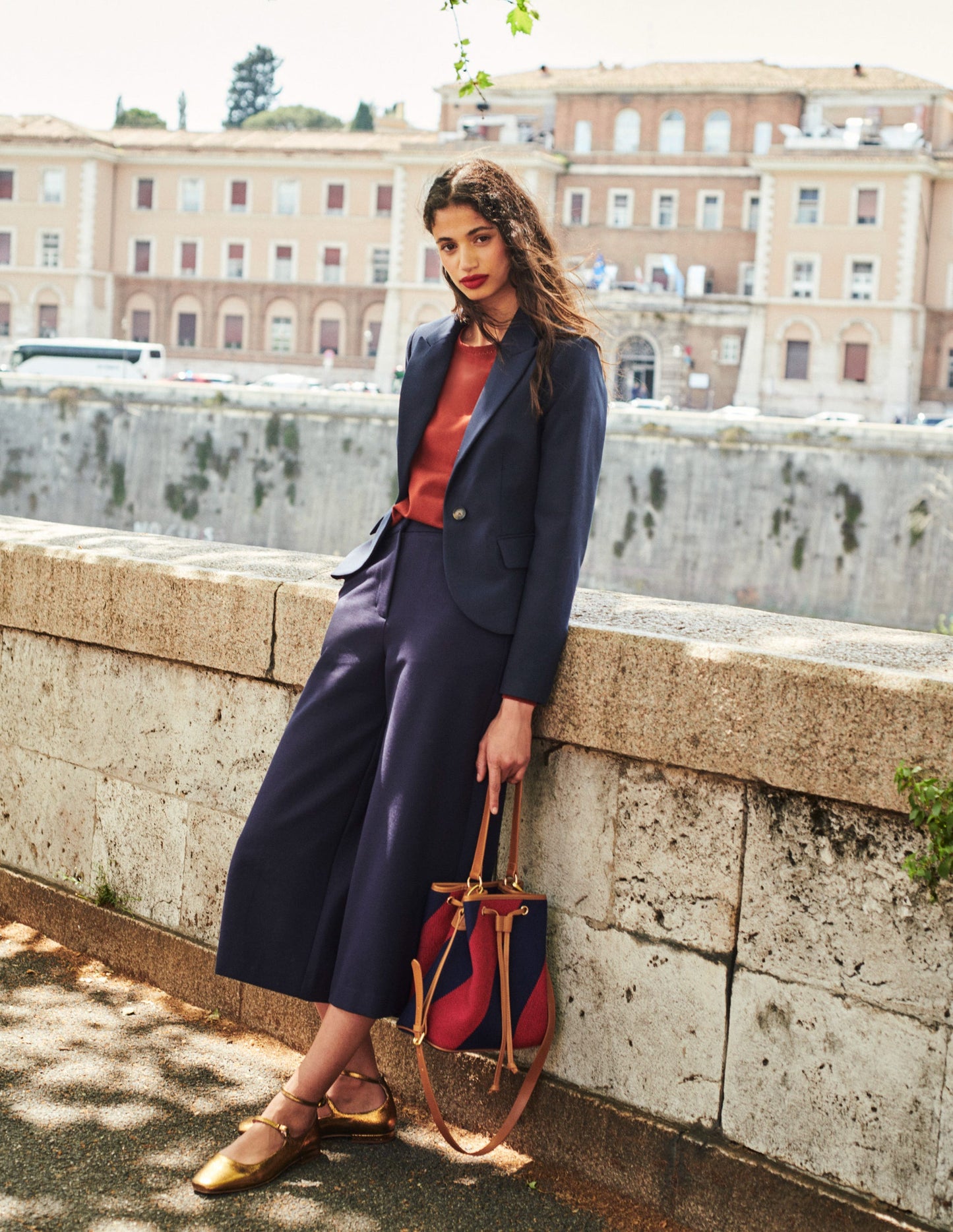 The Canonbury Tailored Blazer-Navy