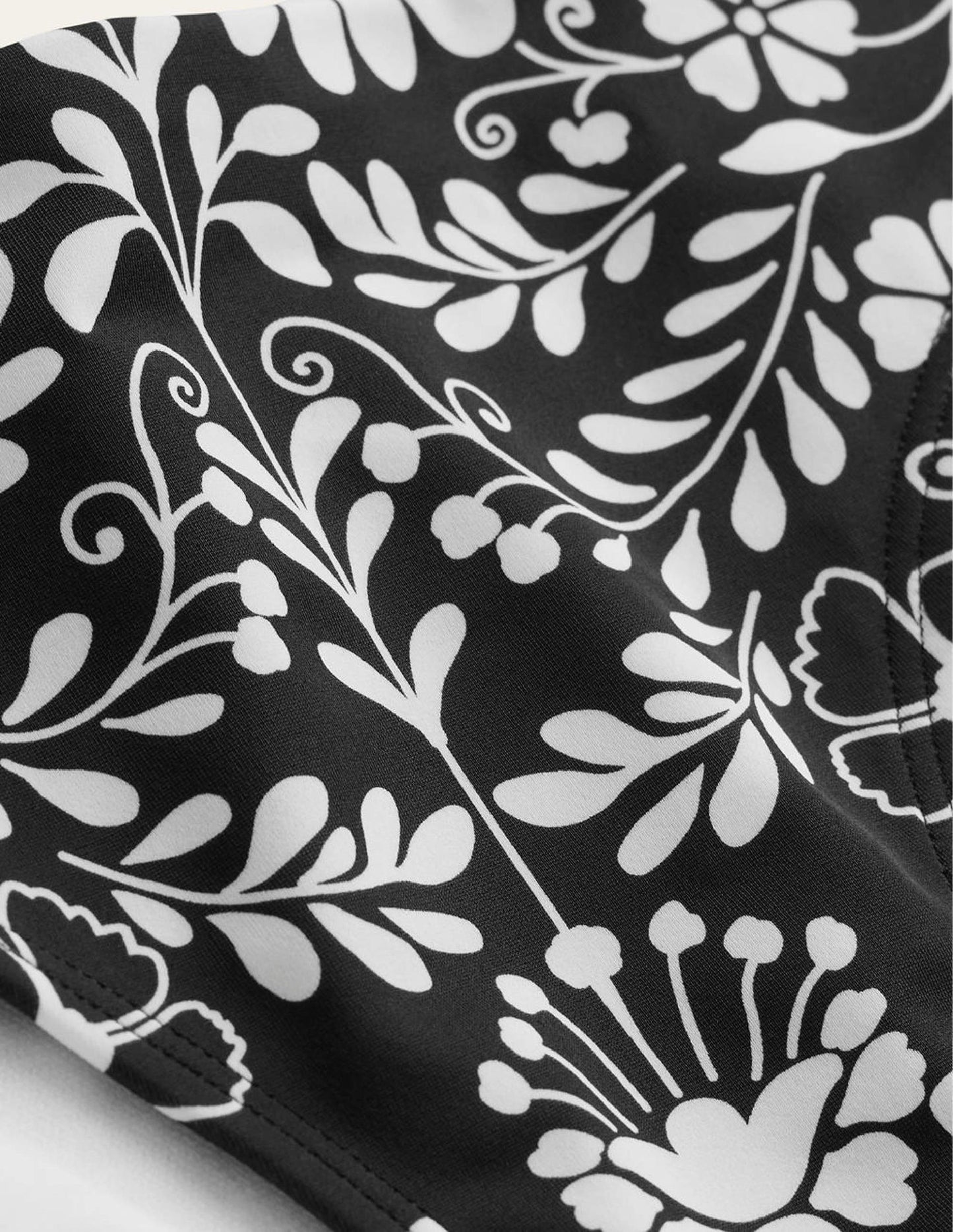 Classic Bikini Bottoms-Nero, Gardenia Sprig