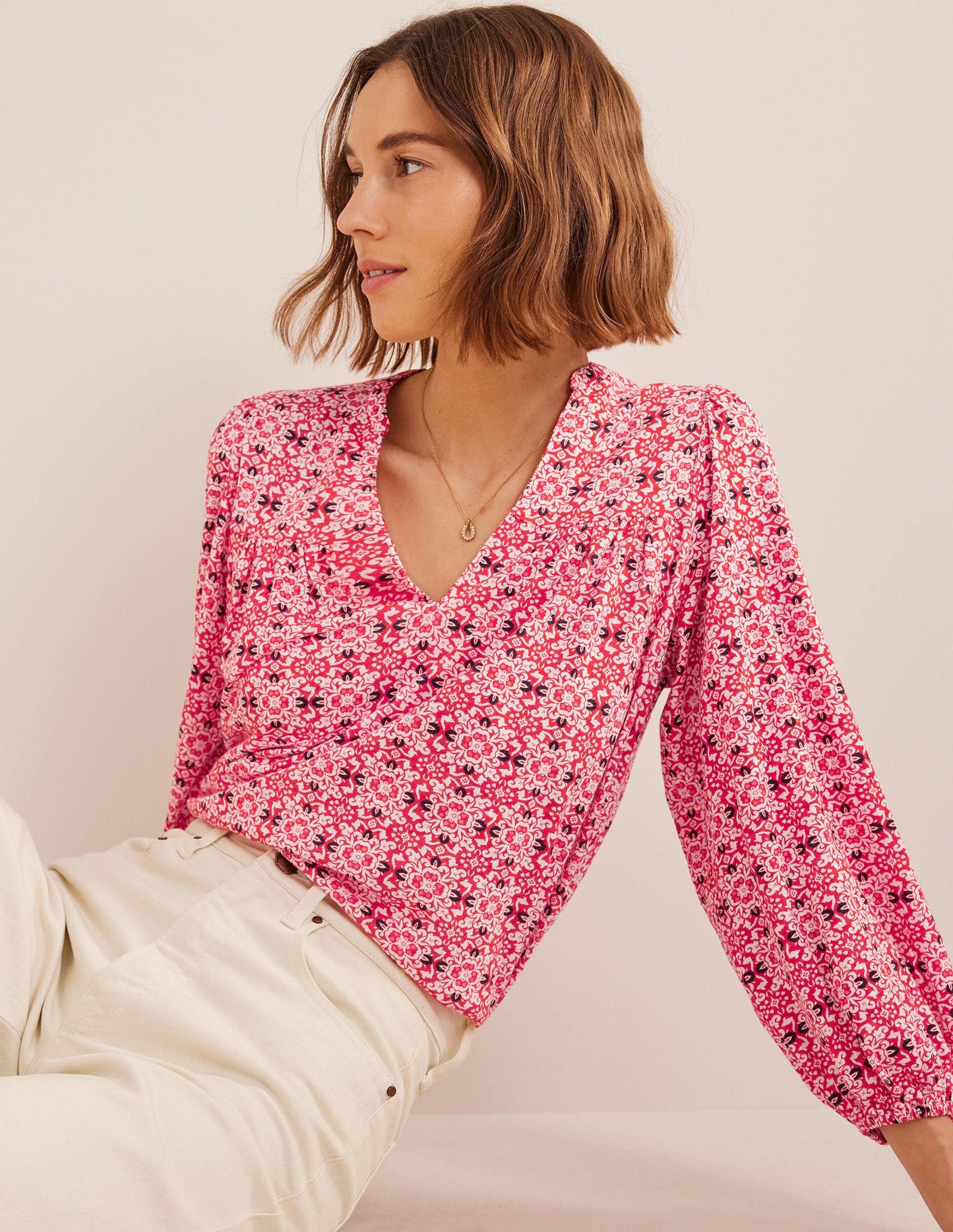 Printed Notch Neck Top-Red Tile Geo