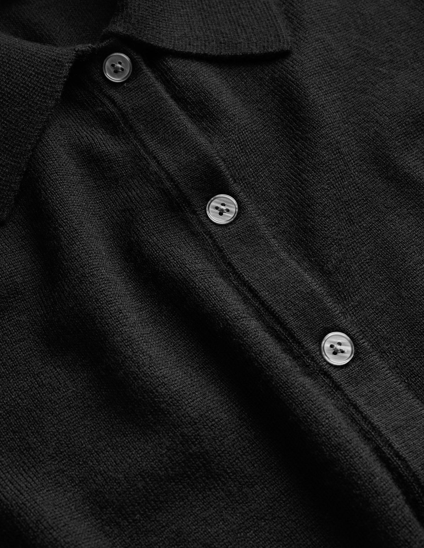 Merino Detail Cuff Shirt-Black