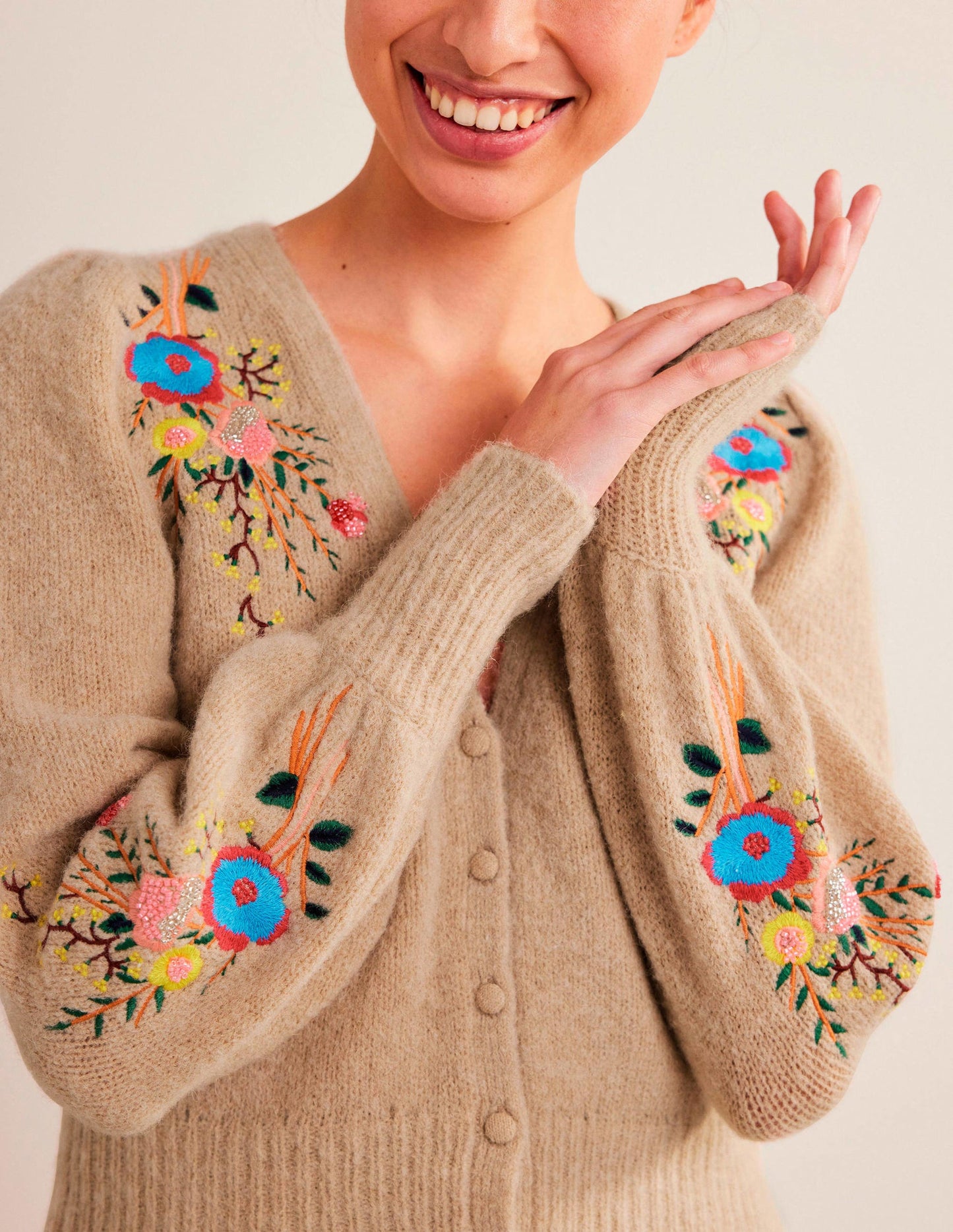Fluffy Floral Detail Cardigan-Chinchilla Melange Floral