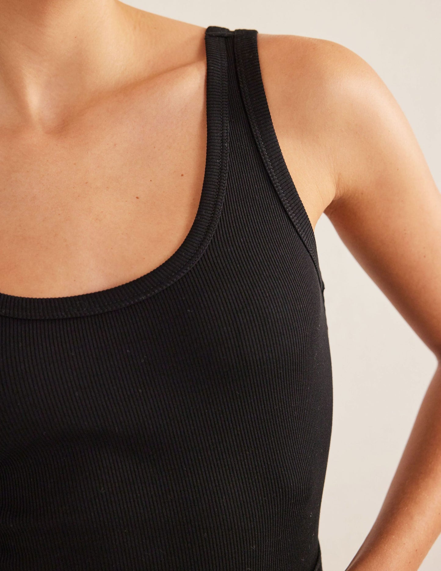 Cotton Ribbed Scoop Vest-Black