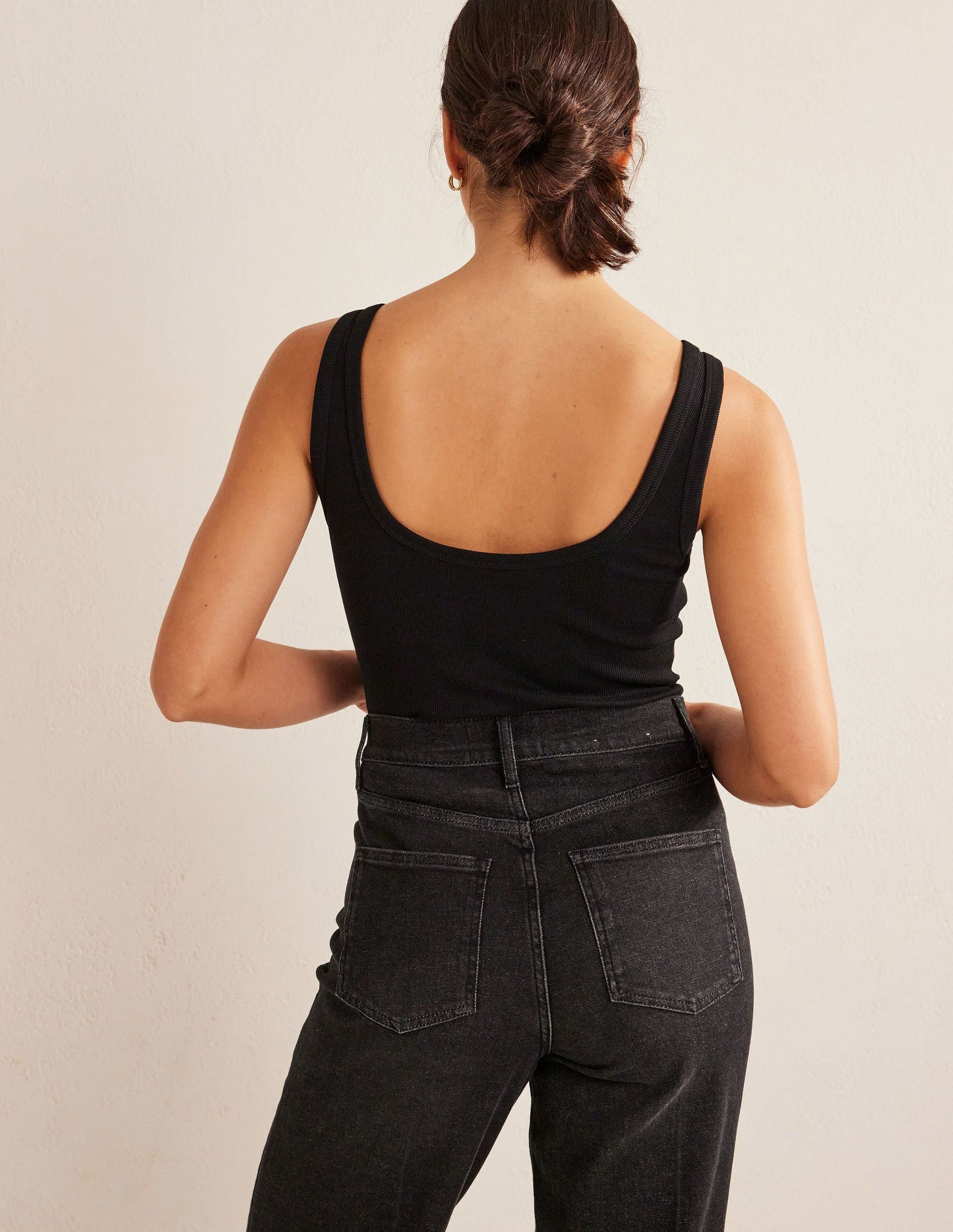 Cotton Ribbed Scoop Vest-Black