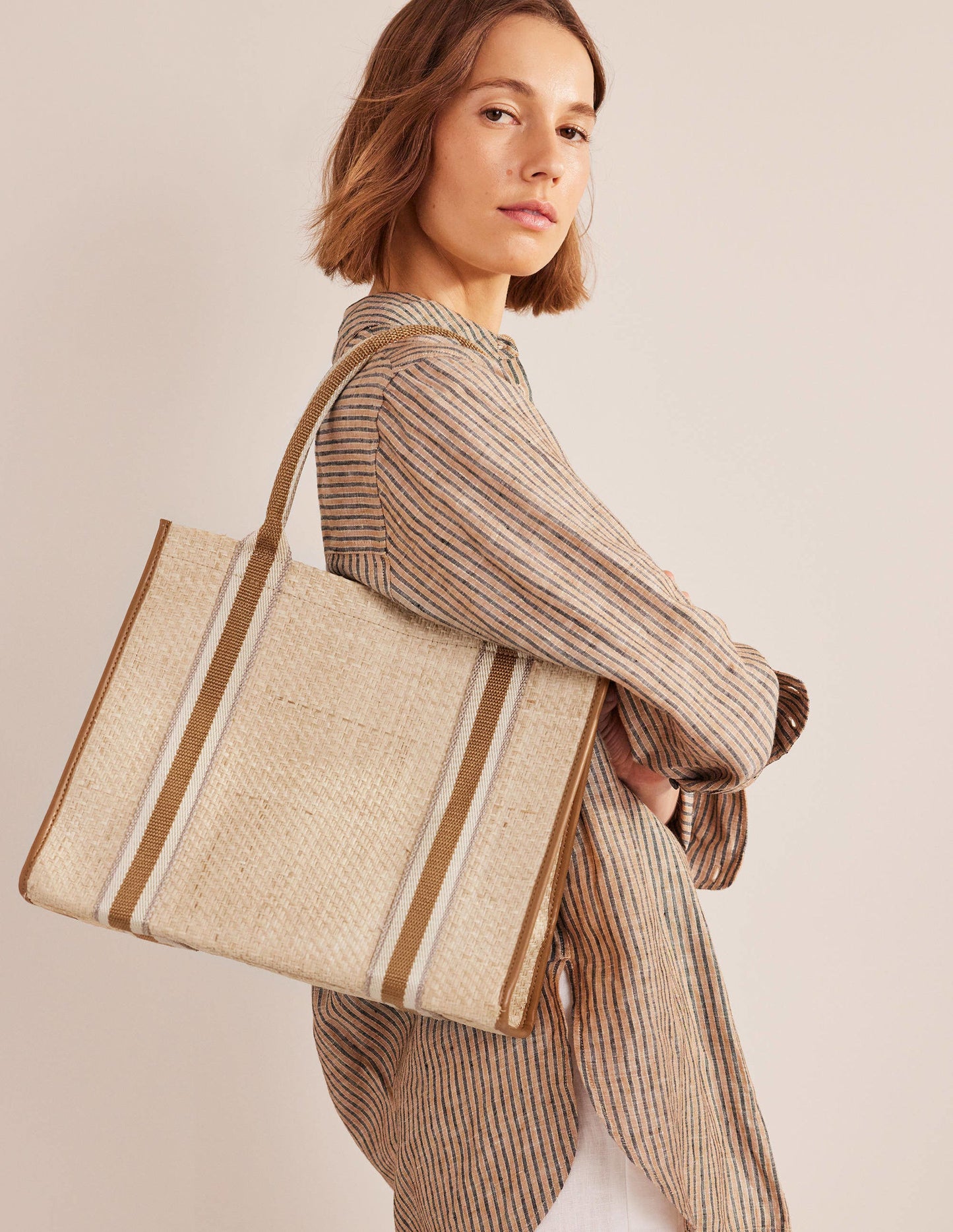 Raffia Tote Bag-Raffia