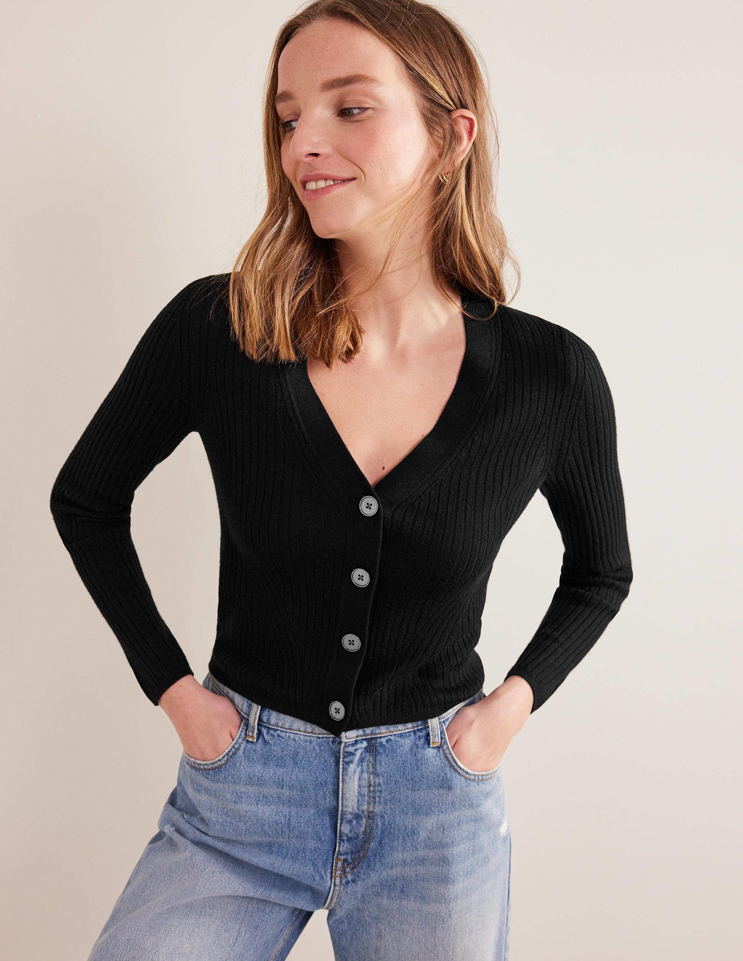 Ribbed Merino V Cardigan-Black