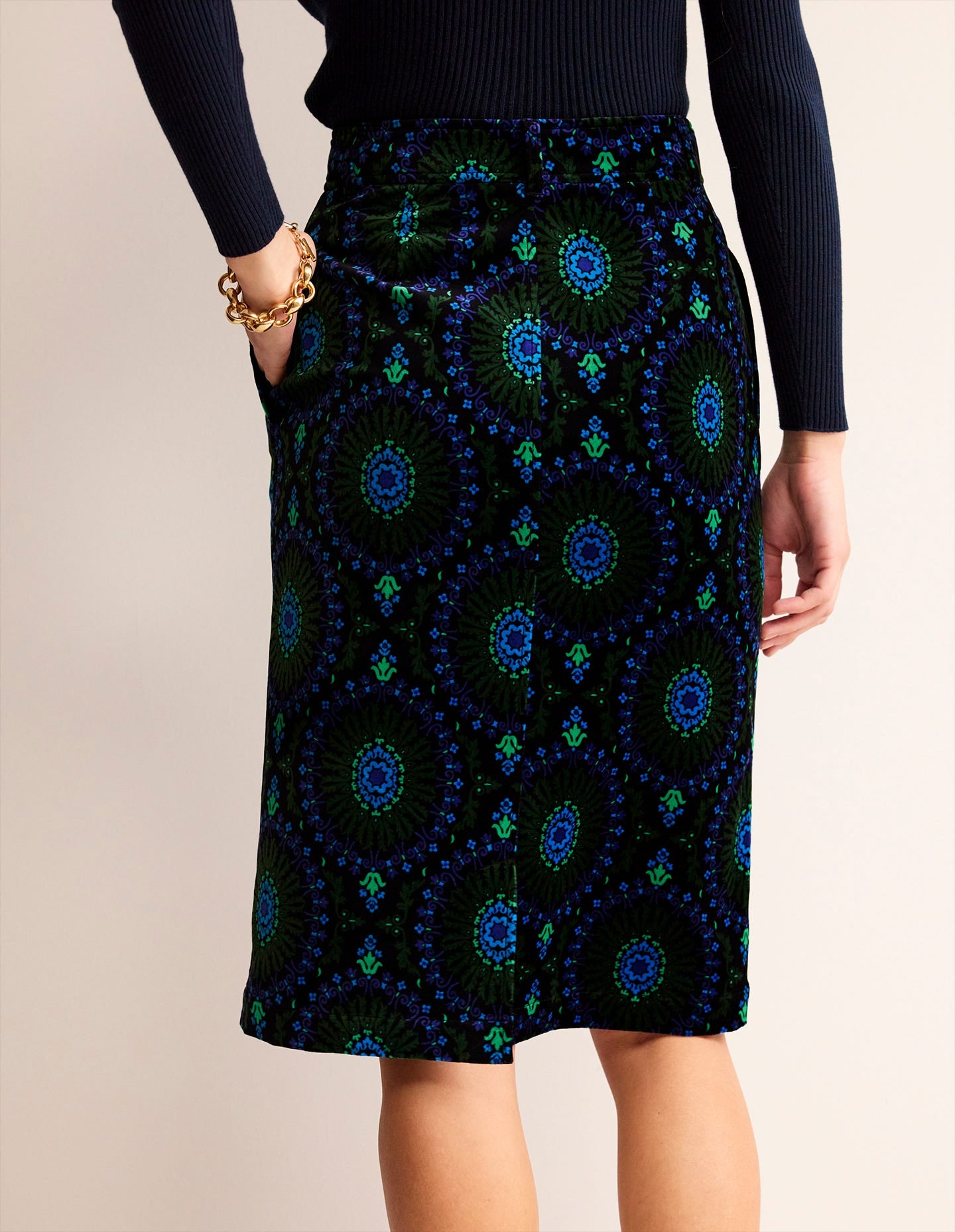 Margot Velvet Midi Skirt-Black, Artizian Geo