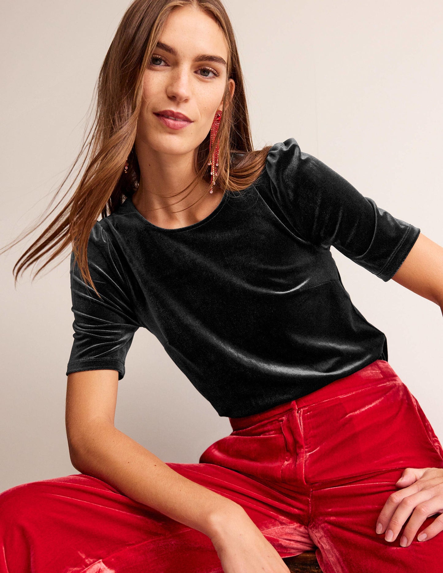 Velvet Party T-shirt-Black