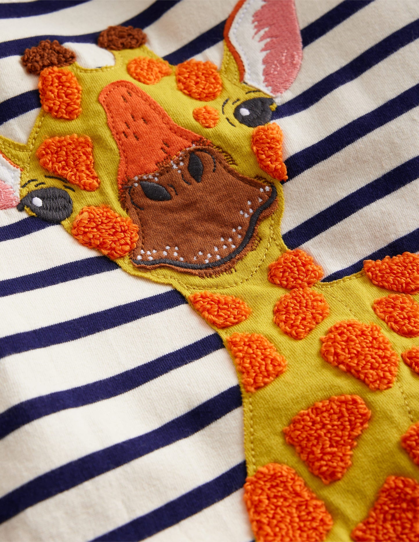 Big Appliqué Logo T-shirt-College Navy/ Ivory Giraffe