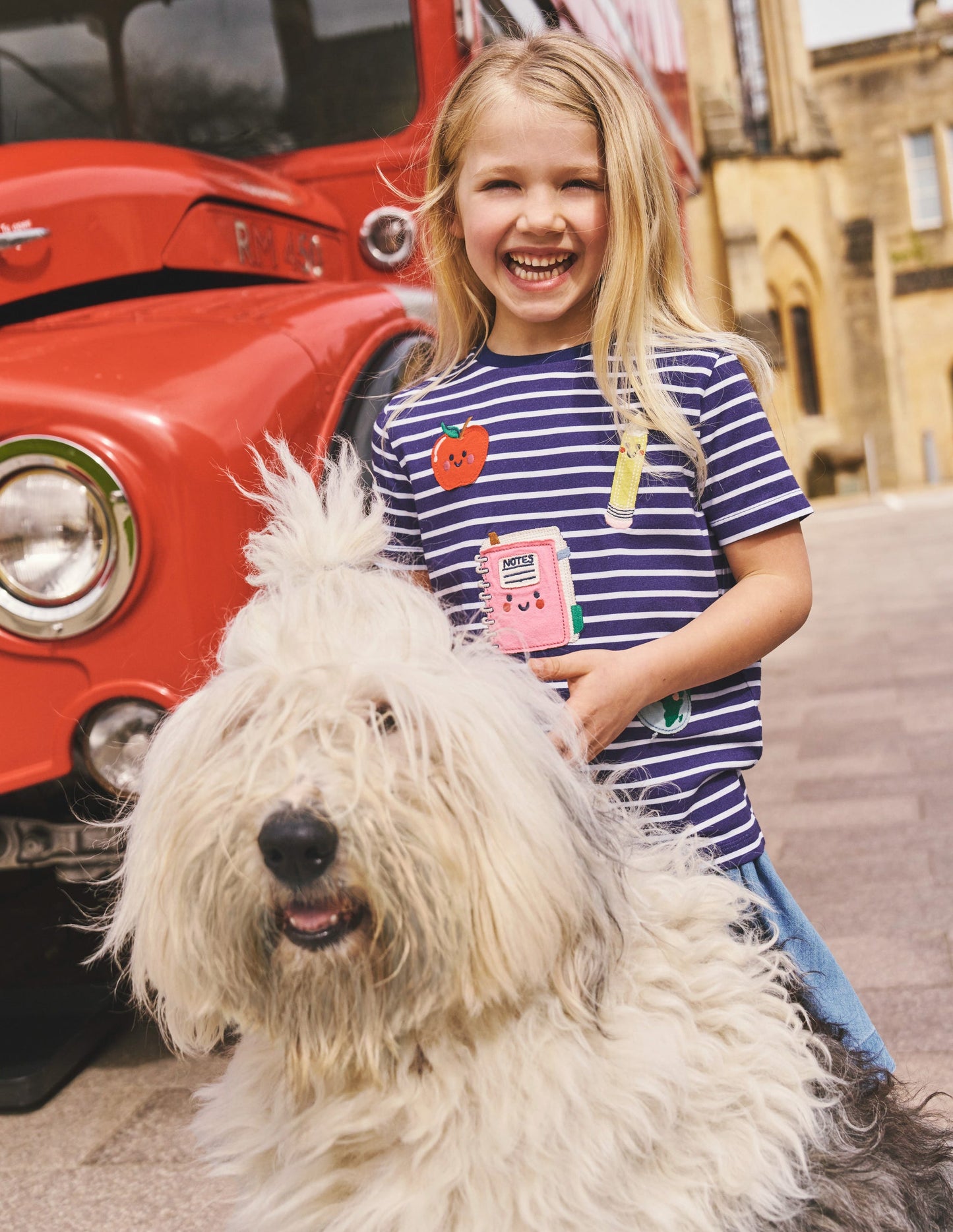 Appliqué T-Shirt-Sapphire/ Ivory Stationary