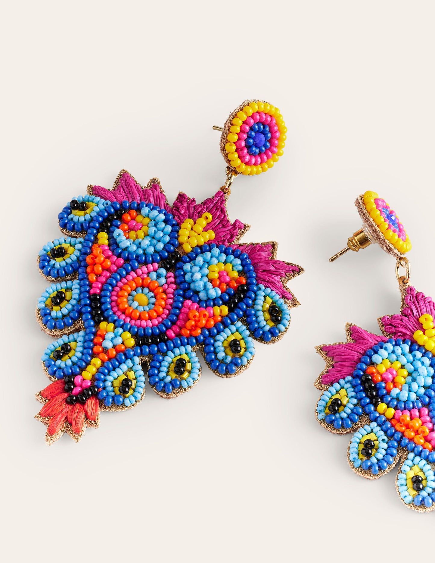 Beady Motif Earrings-Heart