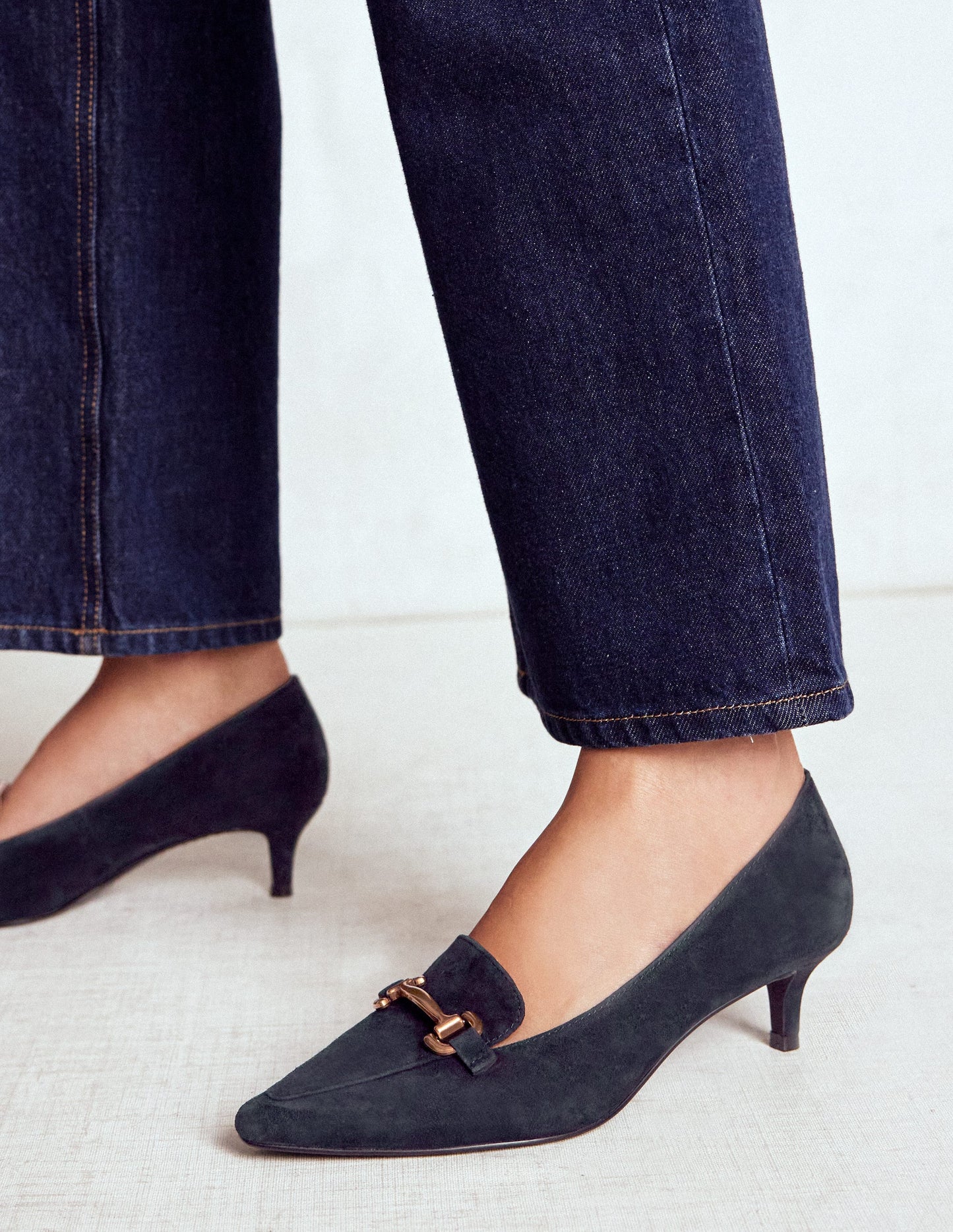 Iris Heel Snaffle Point Loafer-Navy