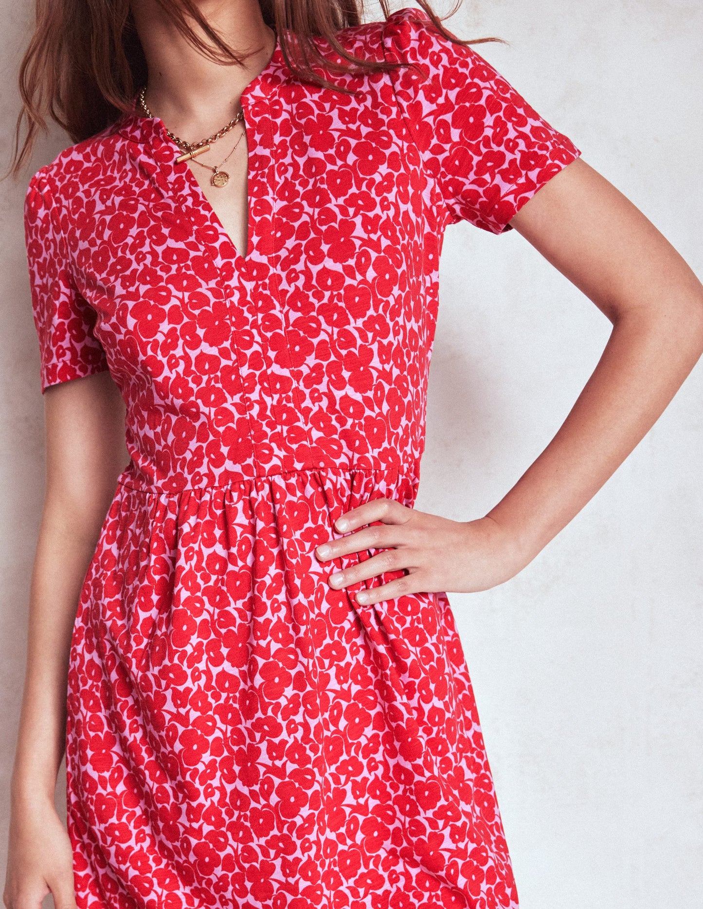 Naomi Short Sleeve Dress-Jewel Red, Leafy Grove