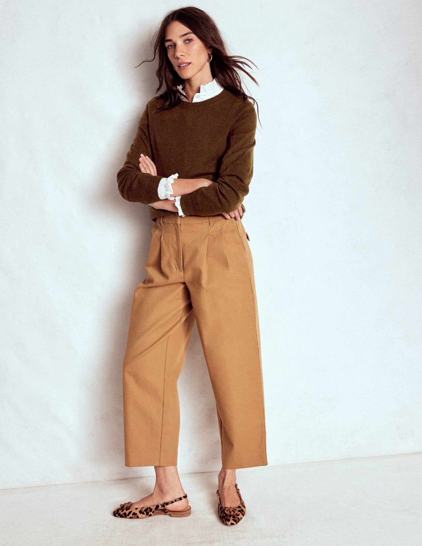 Eva Cashmere Crew Neck Jumper-Mocha