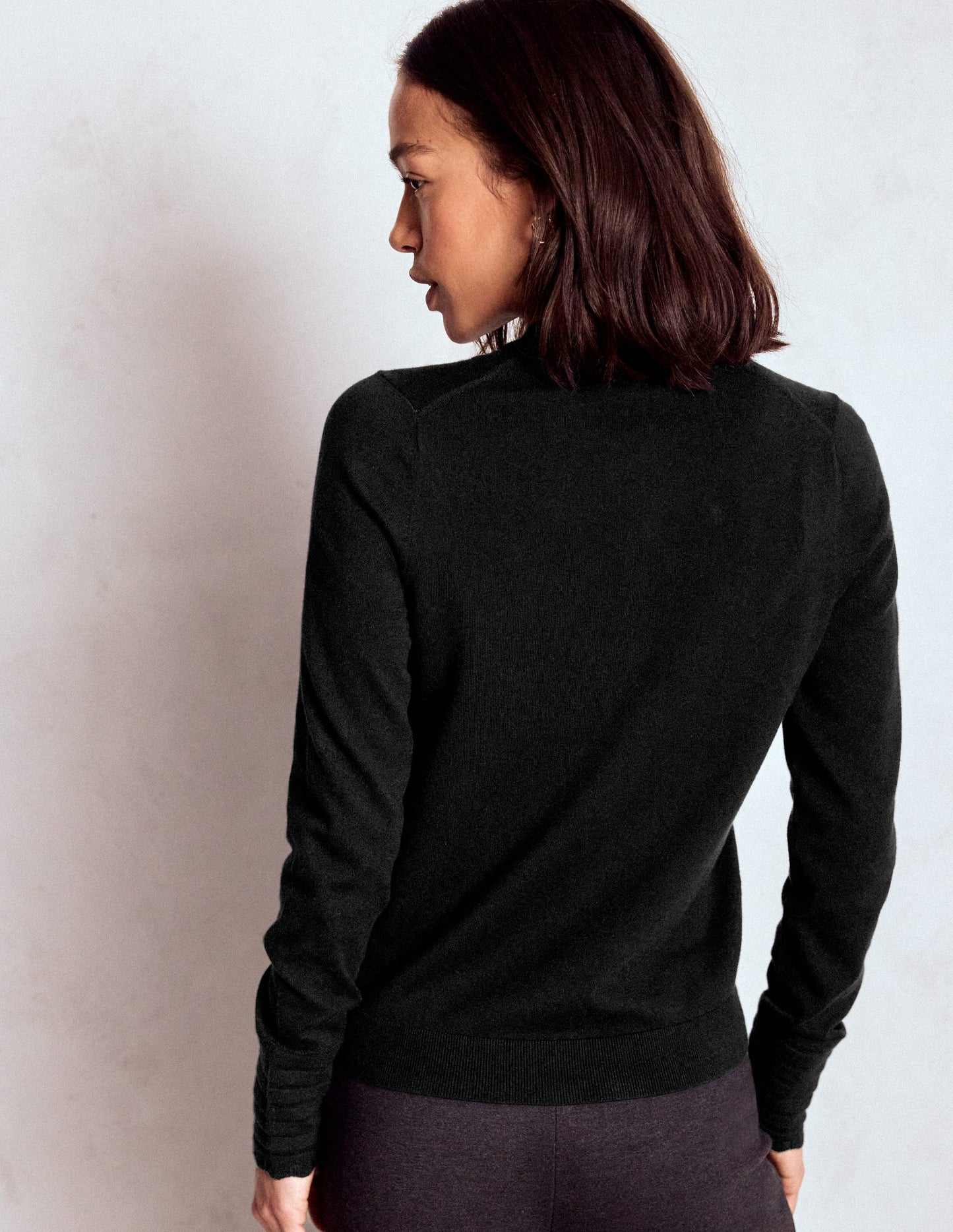 Angela Cotton Scallop Jumper-Black