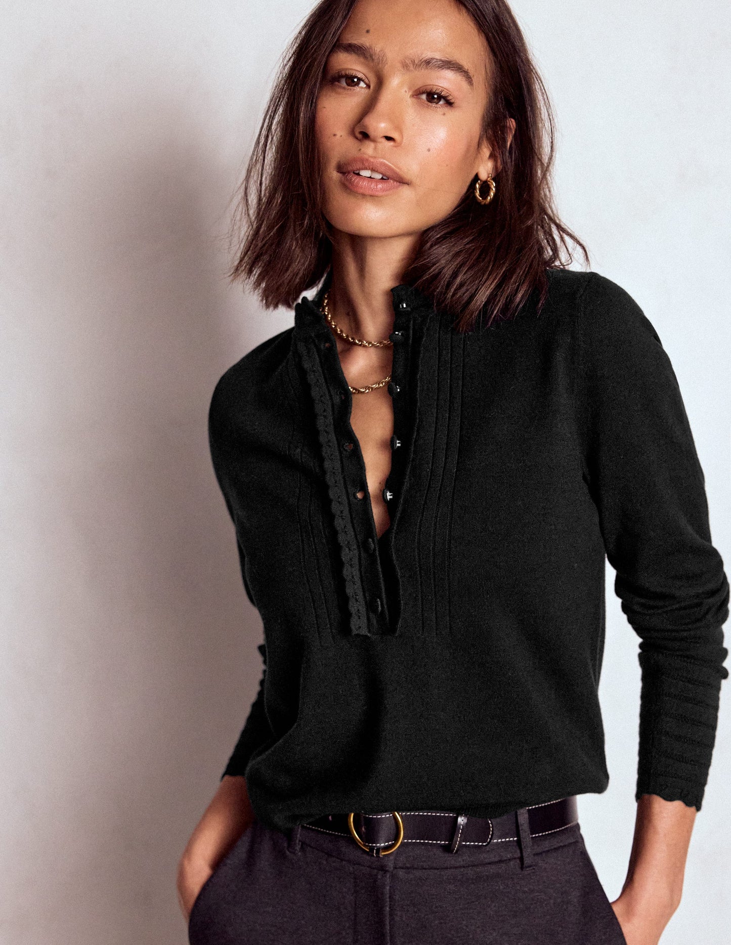 Angela Cotton Scallop Jumper-Black