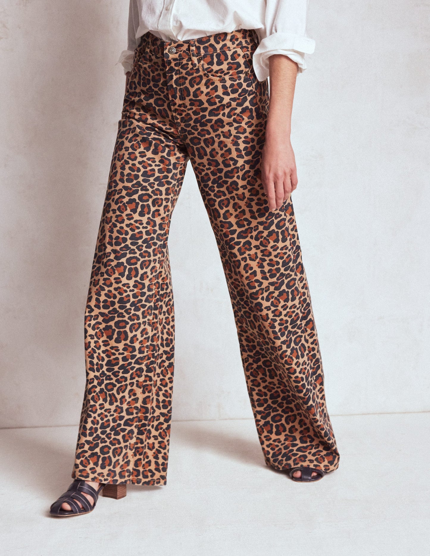 High Rise Wide Leg Jeans-Leopard Print