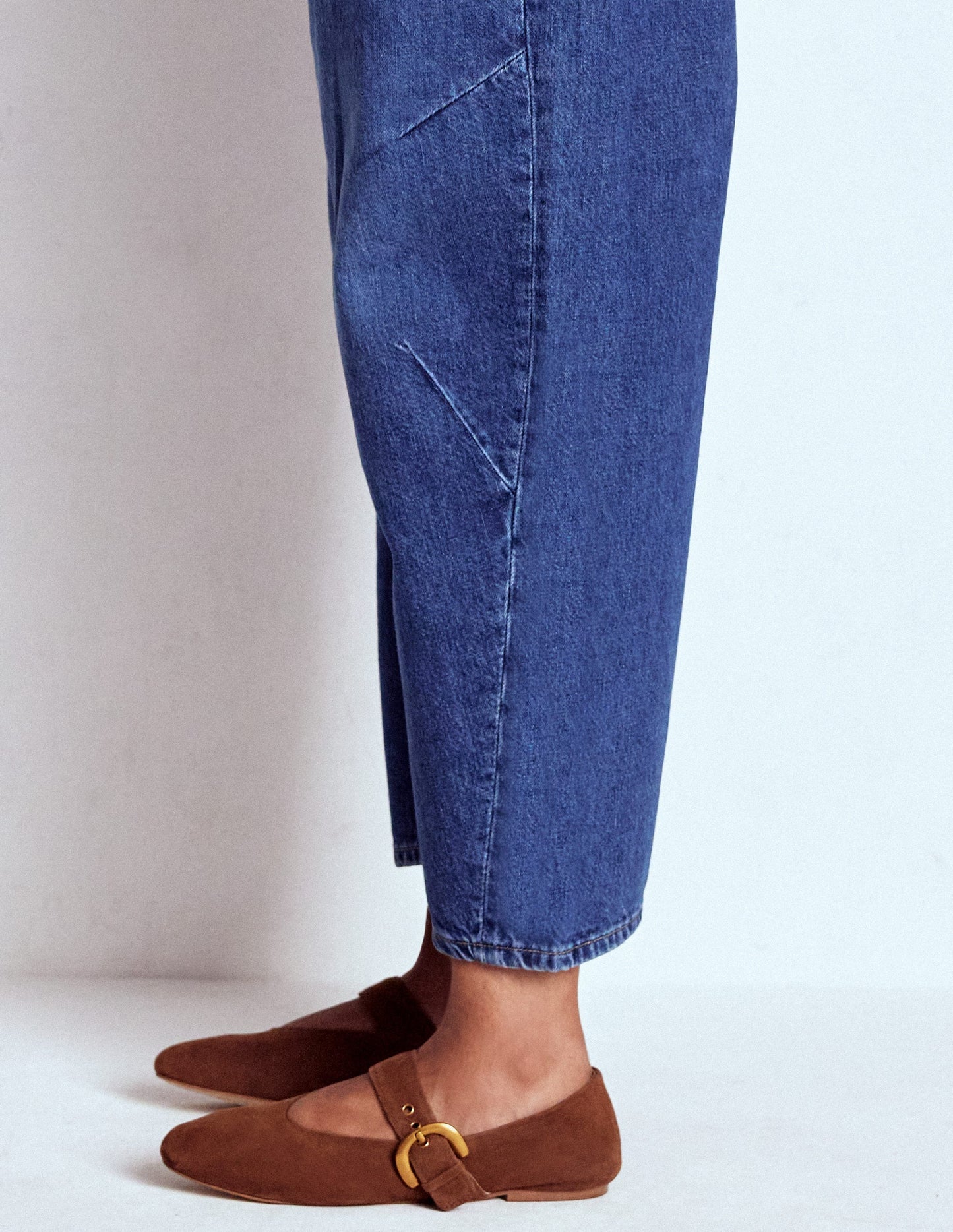 Barrel Leg Jeans-Mid Vintage