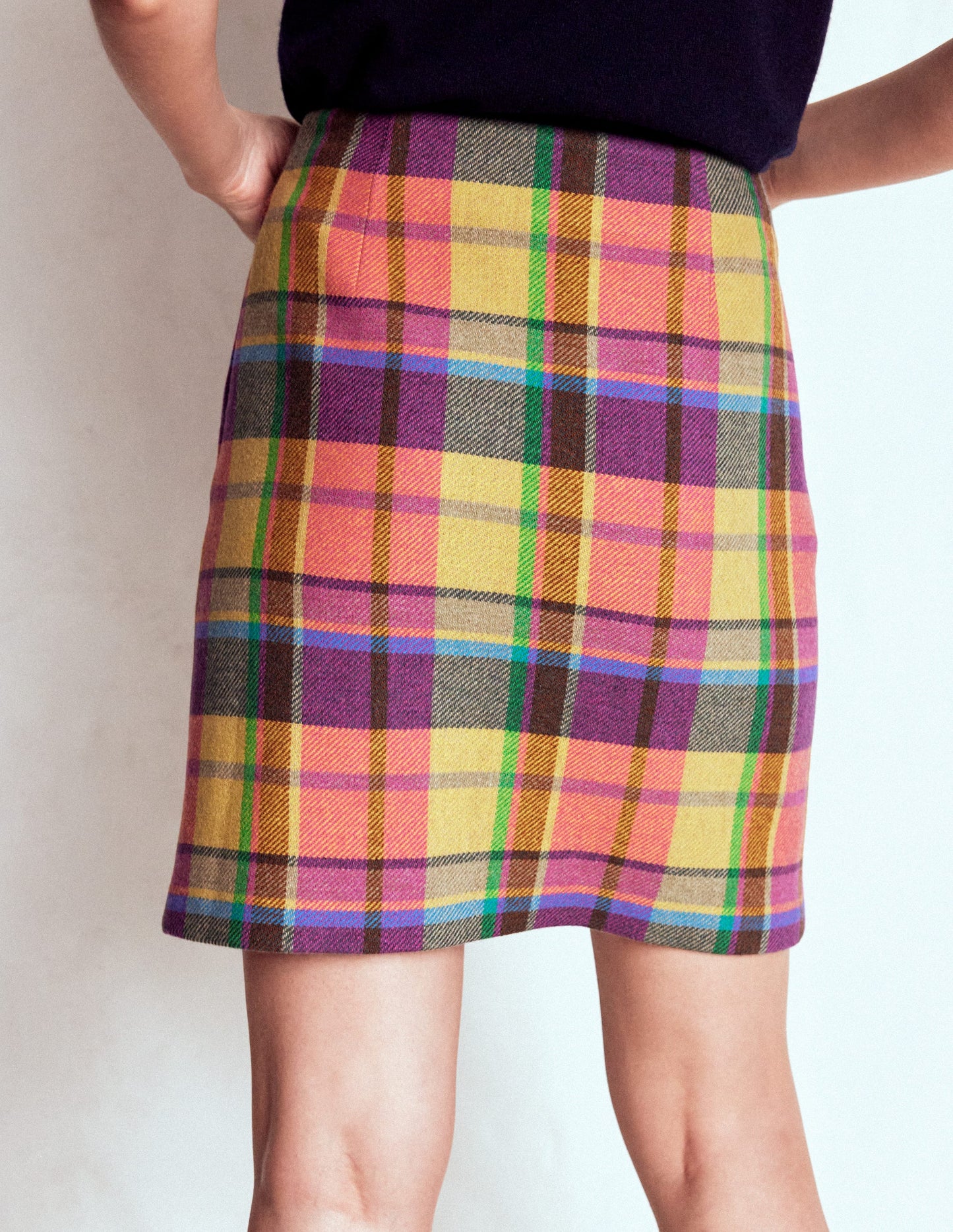 Gia Wool Short Skirt-PoppyRed and Pink Multigingham