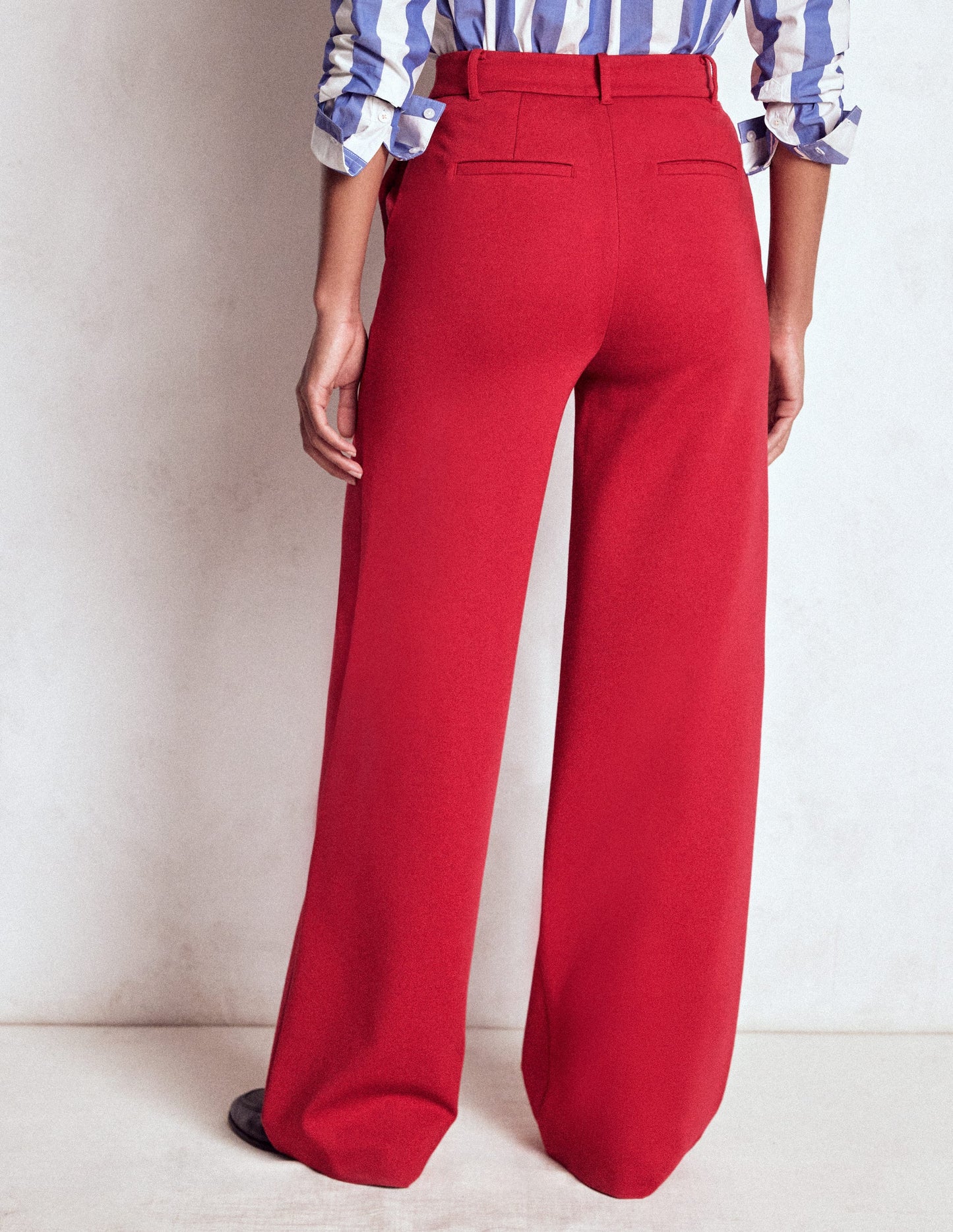 Belgravia Ponte Trousers-Carmine Red