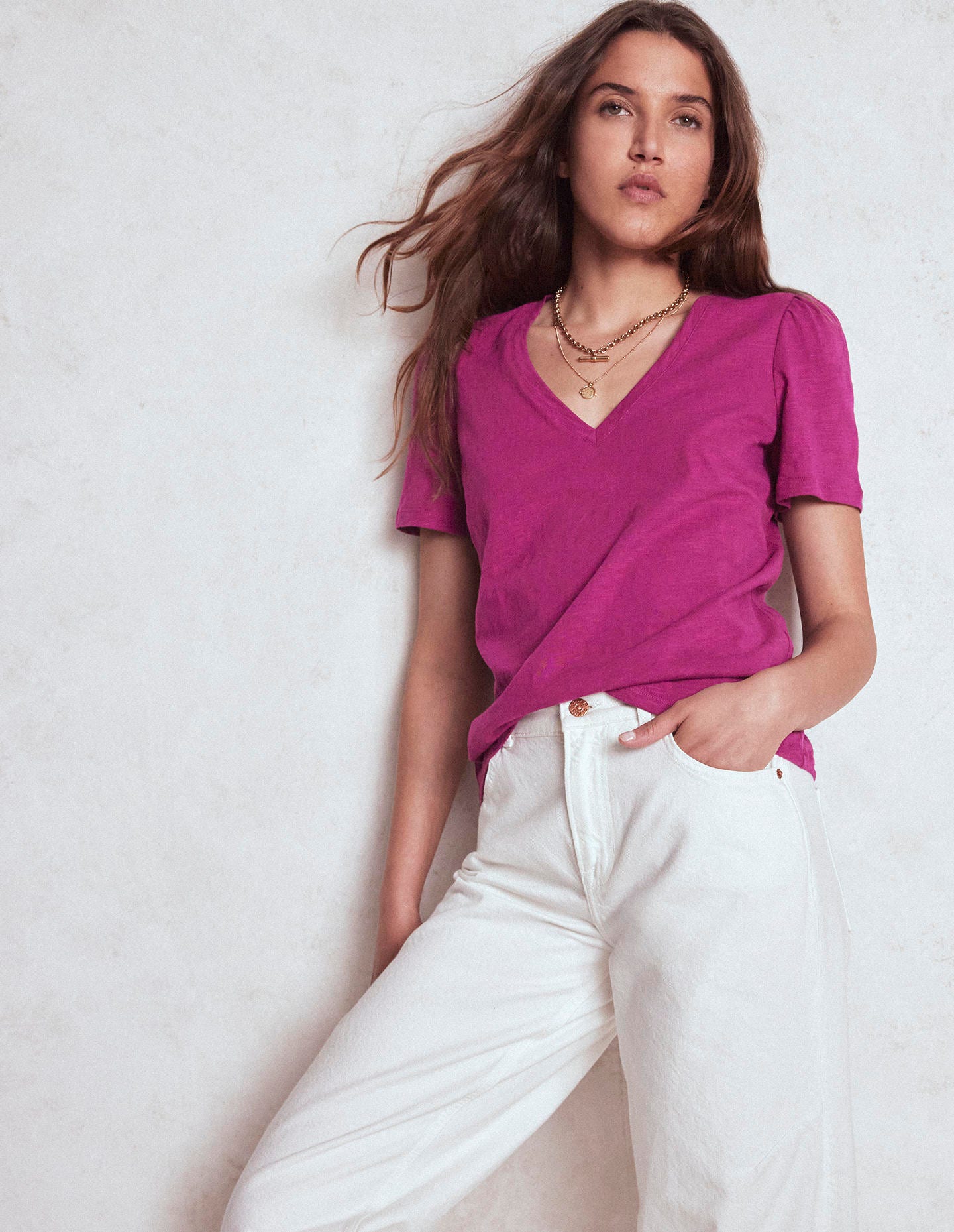 Short Sleeve V Neck T-shirt-Rich Magenta