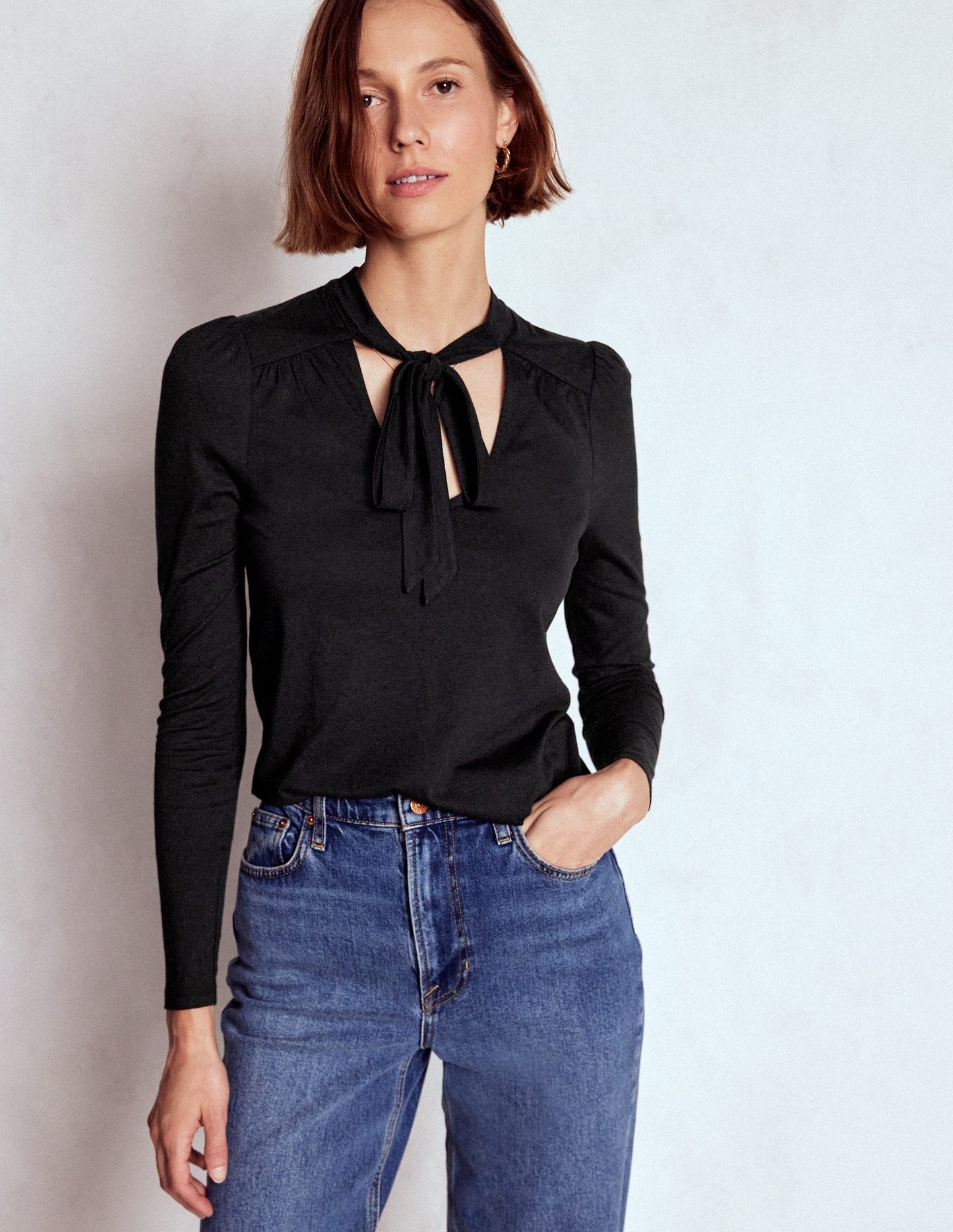 Tie Neck Supersoft Top-Black
