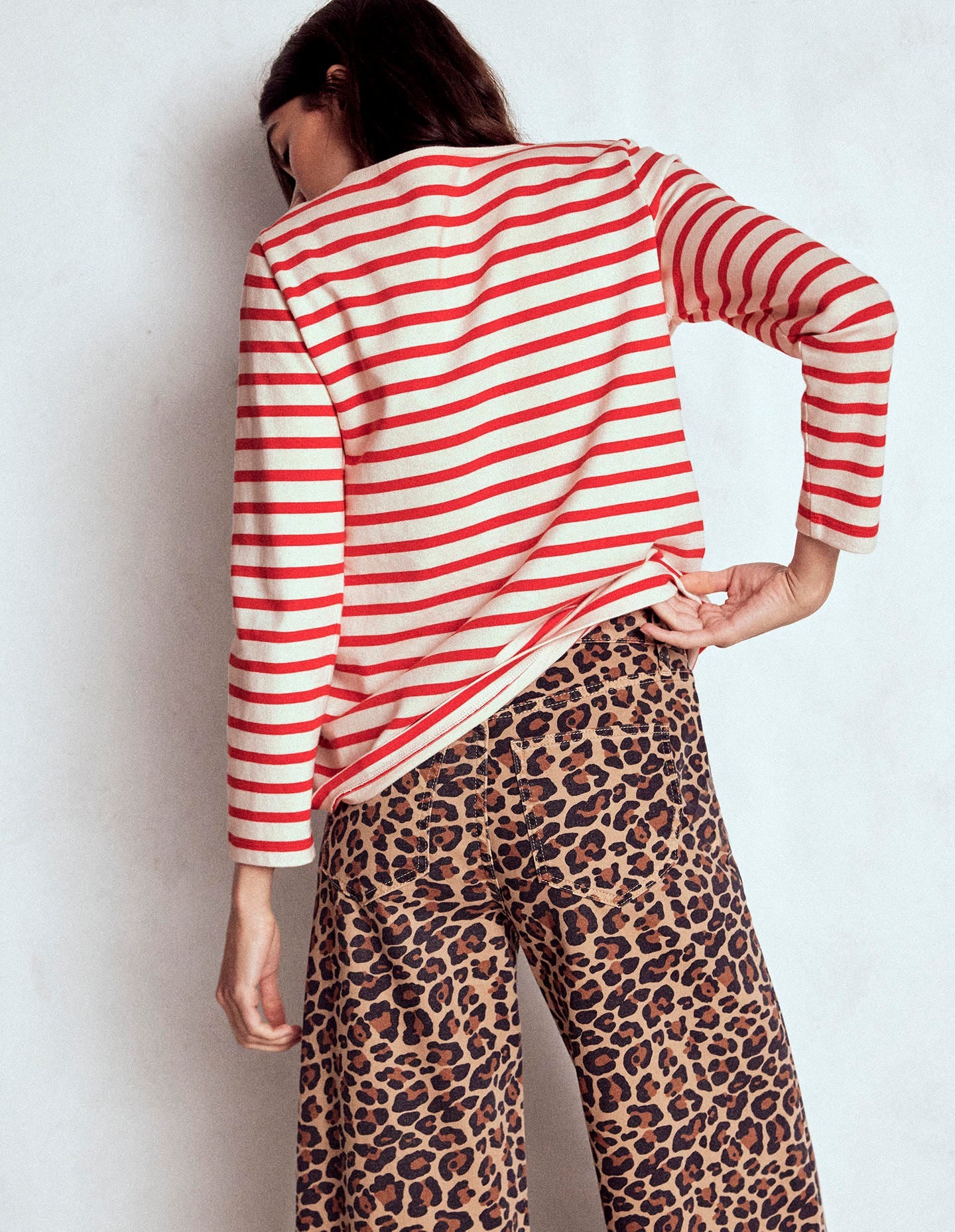 Button Mariner Breton-Ivory and Brilliant Red