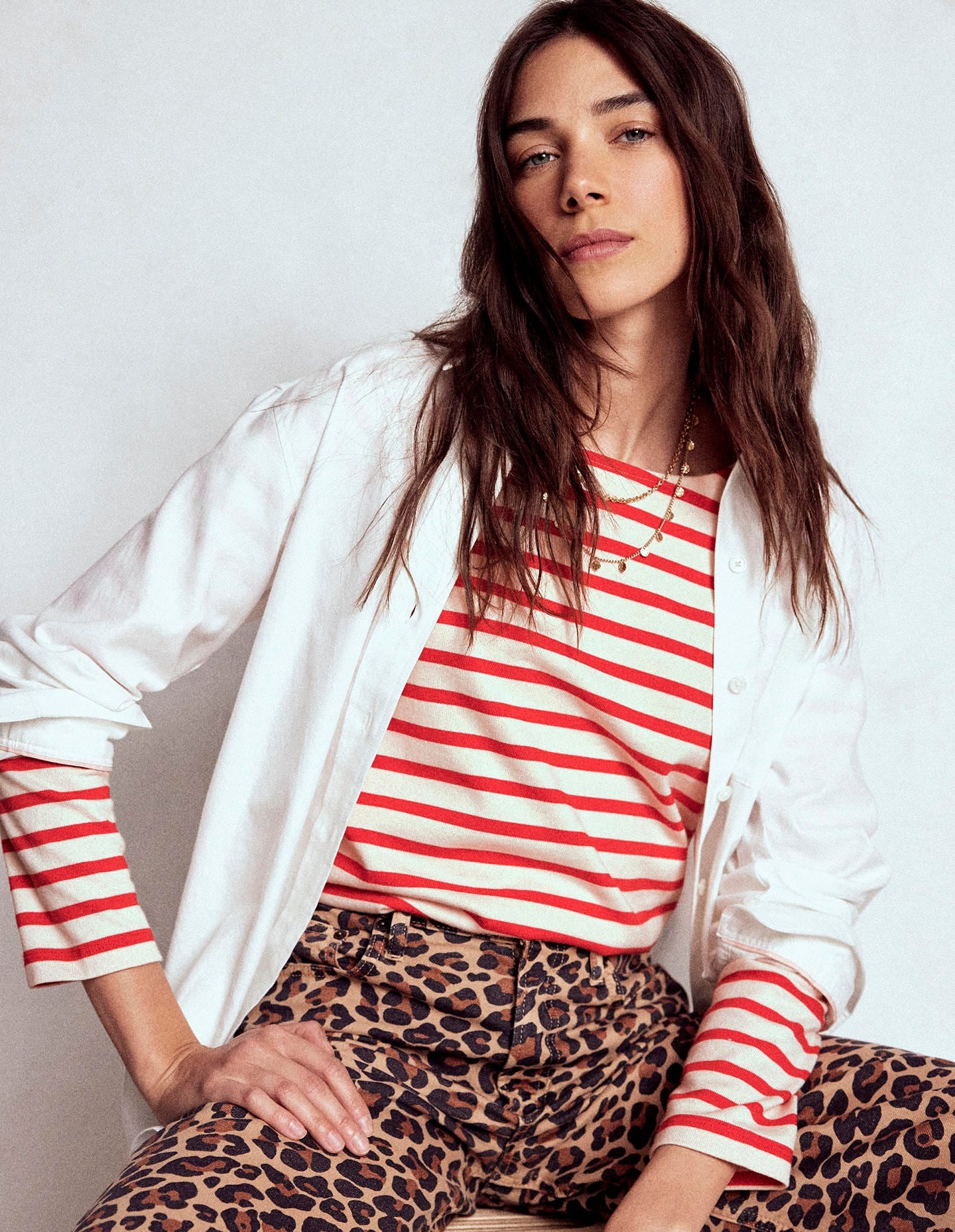 Button Mariner Breton-Ivory and Brilliant Red