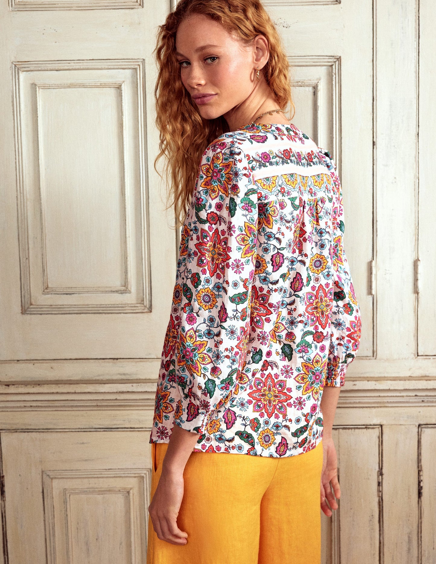Alicia Linen Top-Ivory Botanical Sprig