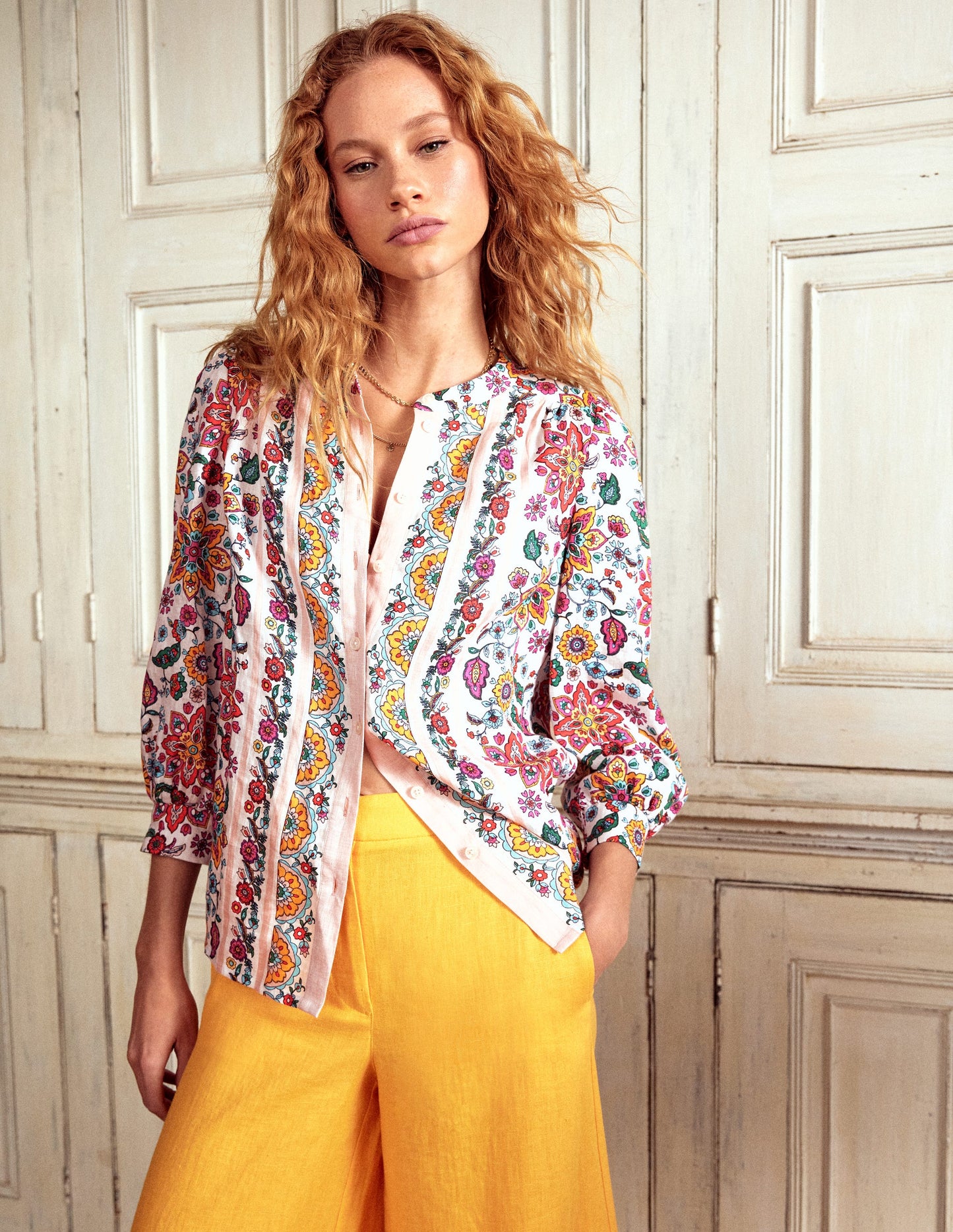 Alicia Linen Top-Ivory Botanical Sprig
