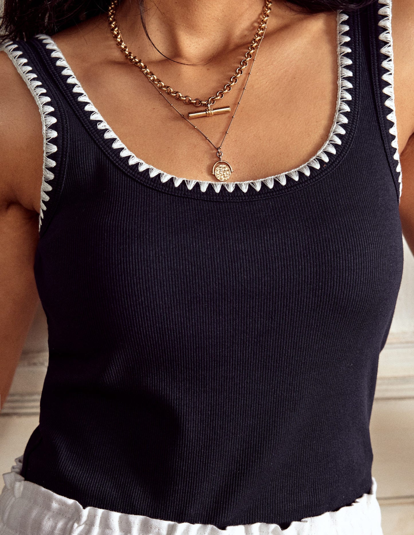Crochet Trim Scoop Neck Vest-Navy