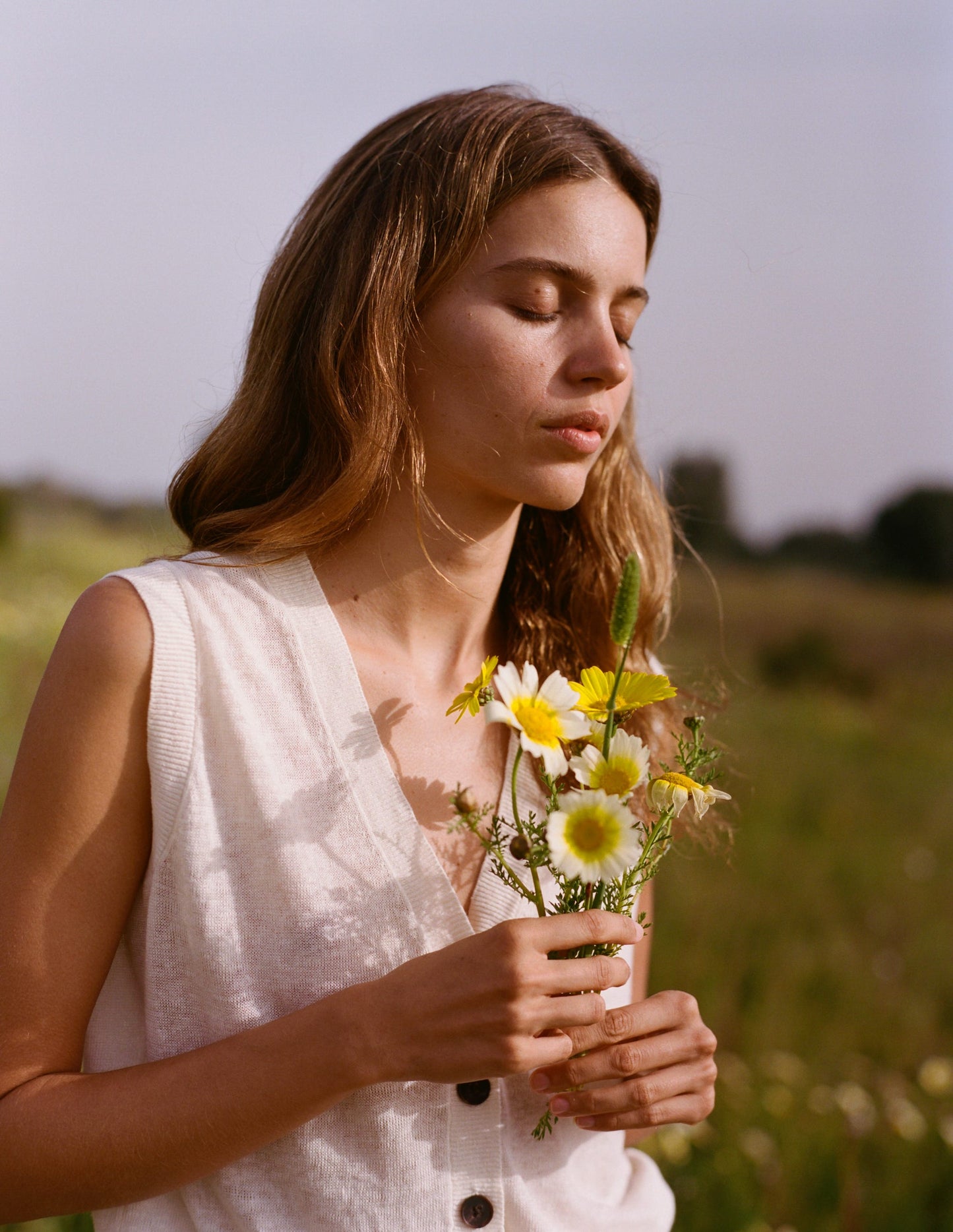 V-Neck Linen Waistcoat-Warm Ivory